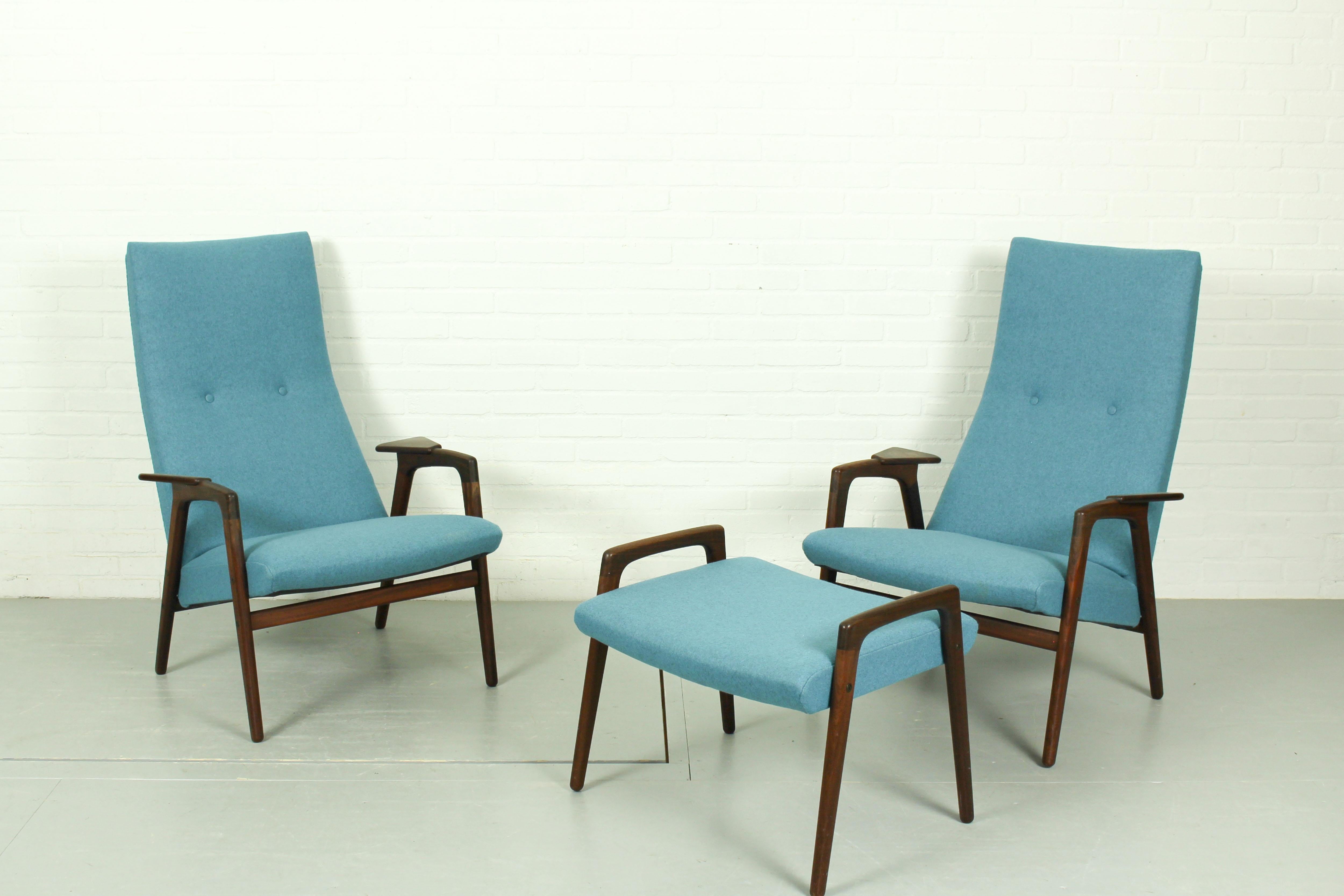 20th Century Set of 2 Lounge Chairs+ Matching Ottoman by Yngve Ekström for Pastoe, 1960s For Sale