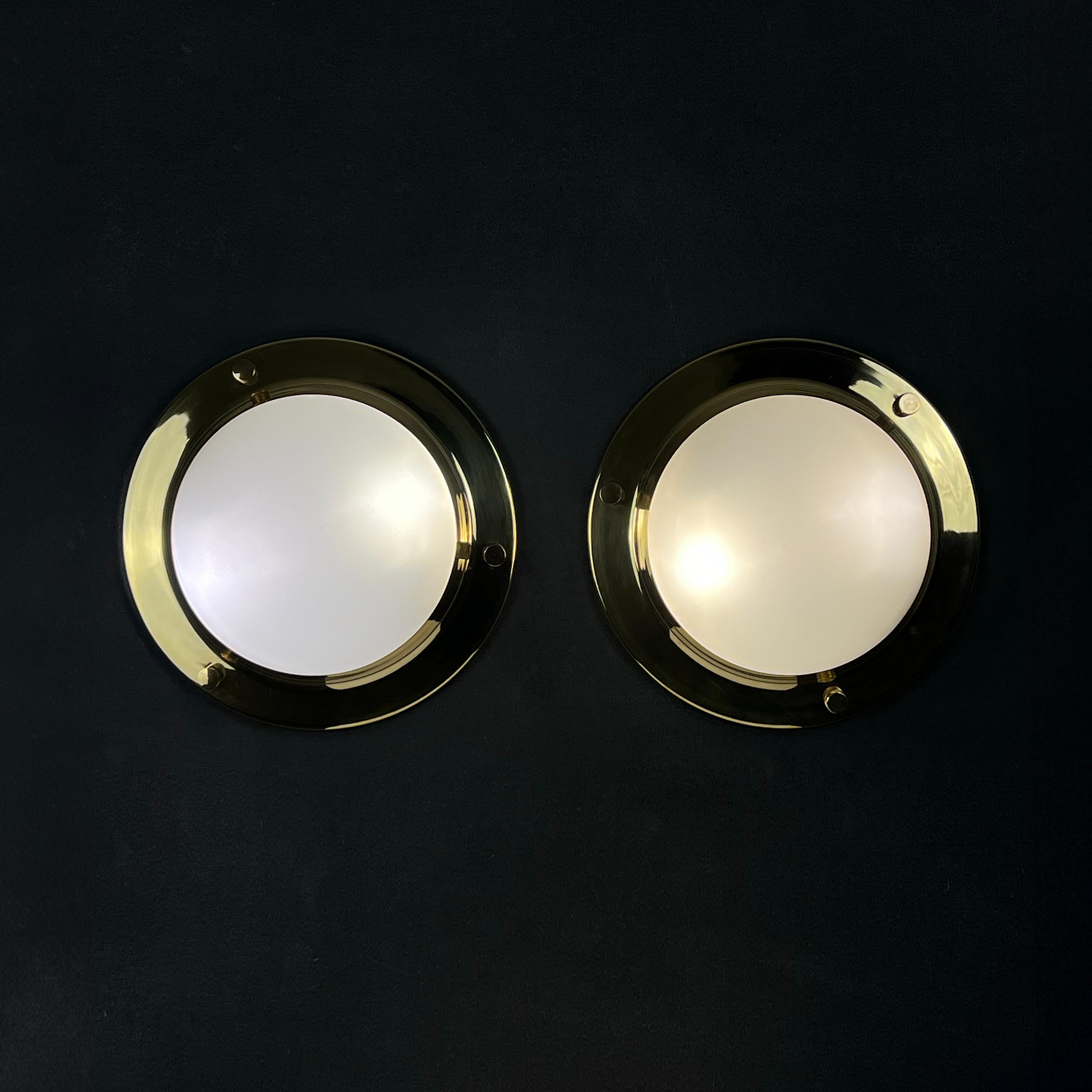 Set of 2 LSp6 Flush Mount / Wall Sconces by Luigi Caccia Dominioni for Azucena In Good Condition For Sale In Milano, IT