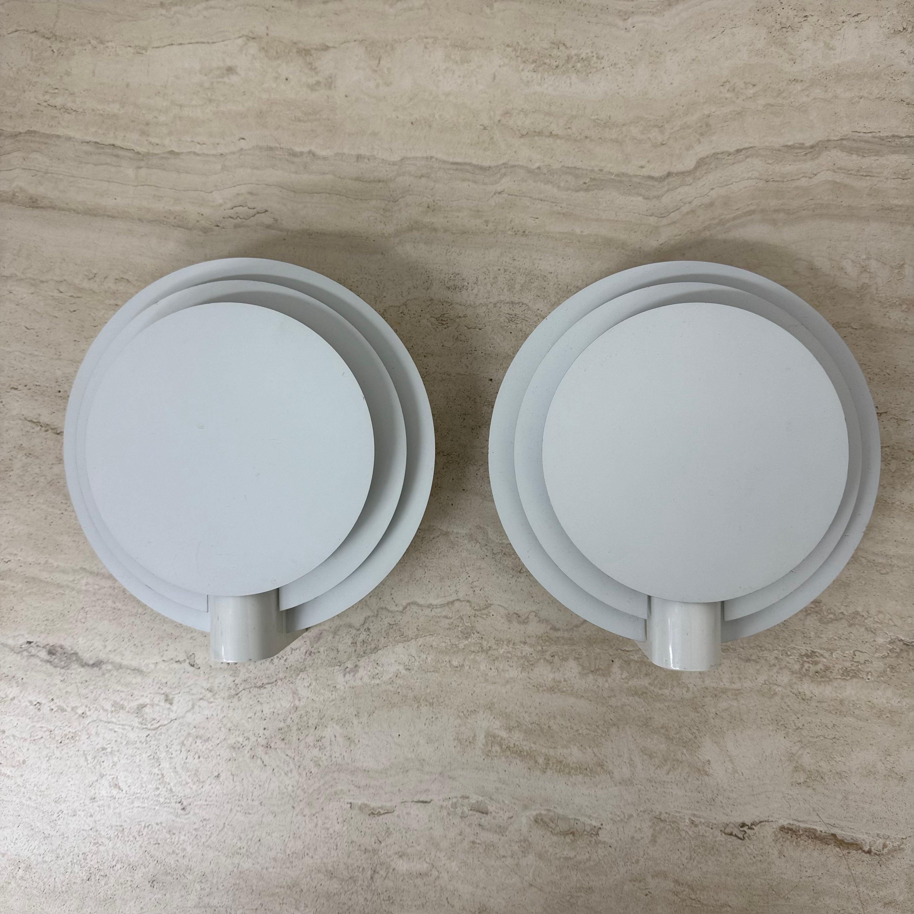 2er-Set Lumiance runde Wandleuchten 'Planeta' 1970er (Niederländisch) im Angebot