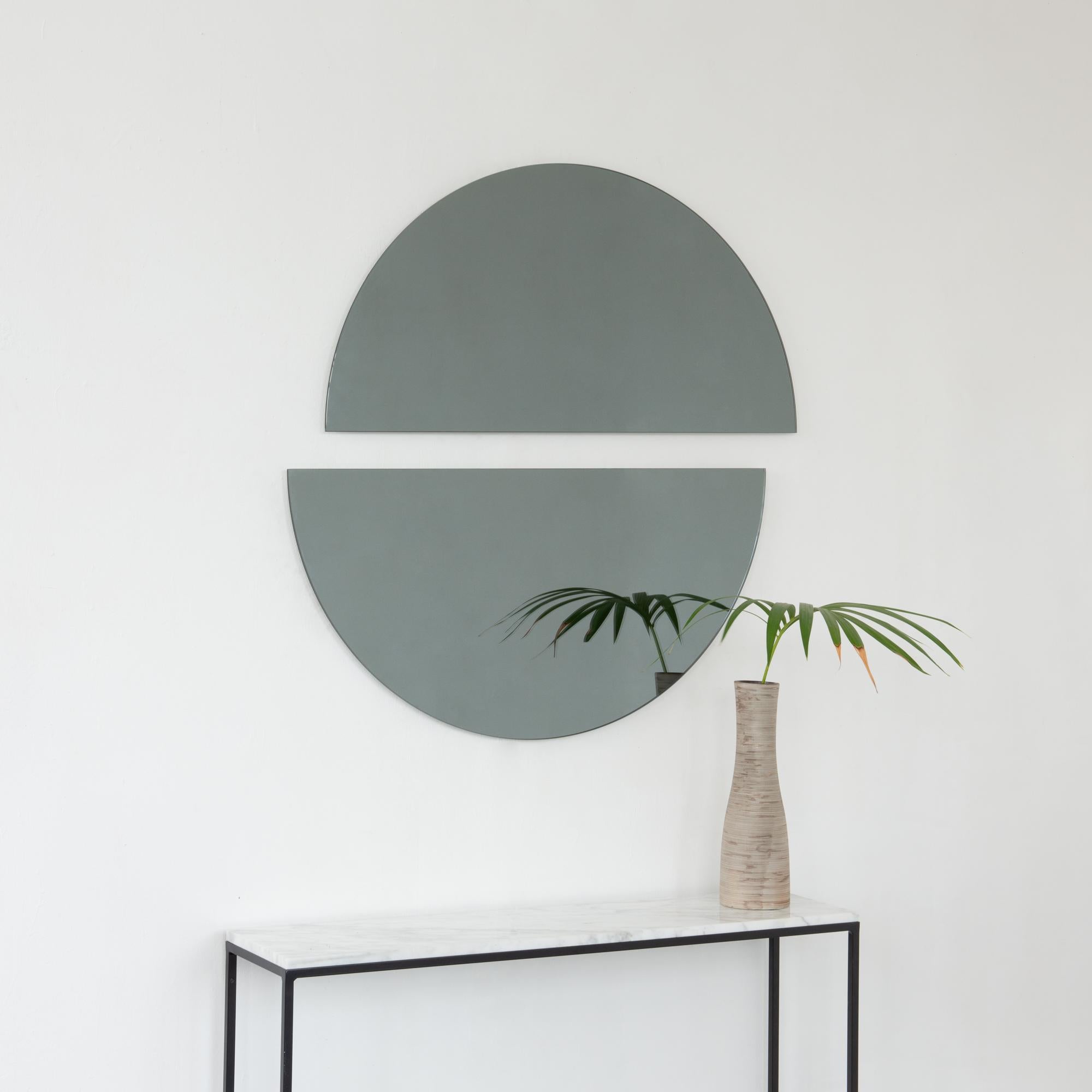 2er-Set Luna Halbmond schwarz getönte runde rahmenlose minimalistische Spiegel, groß im Angebot 1