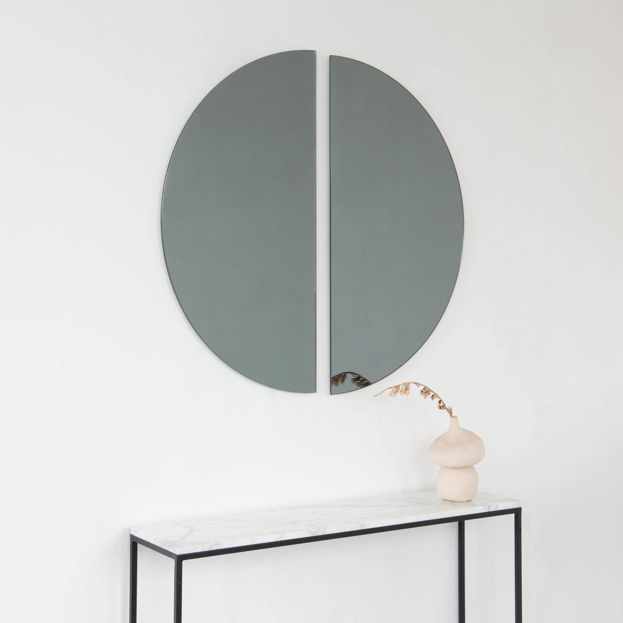 2er-Set Luna Halbmond schwarz getönte runde rahmenlose minimalistische Spiegel, groß im Angebot 2