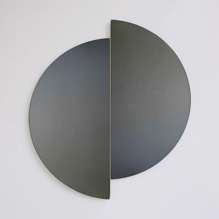 Set of 2 Luna Half-Moon Black Tinted Round Minimalist Frameless Mirror, Regular In New Condition For Sale In London, GB