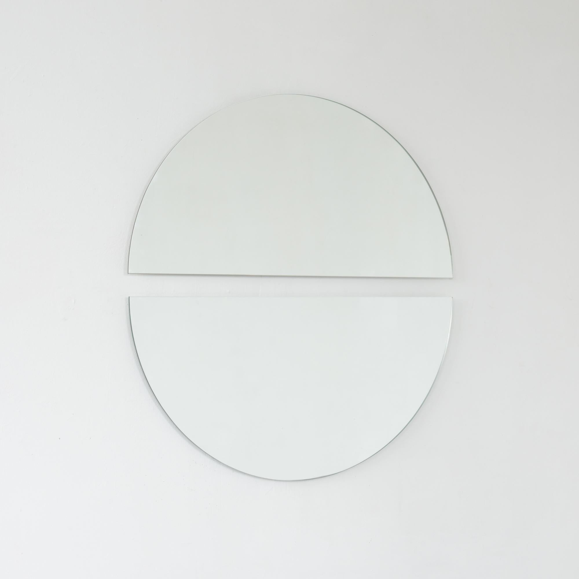 Set of 2 Luna Half-Moon Round Frameless Minimalist Mirrors, Large In New Condition For Sale In London, GB