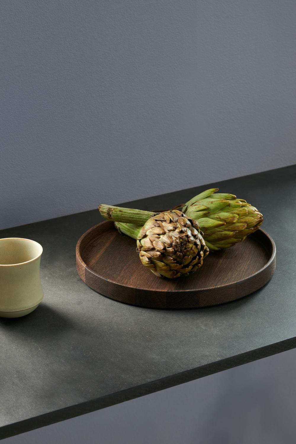 Set of 2 Luna Oak Trays by Applicata
Dimensions: D 28 x W 28 x H 3.7 cm
Materials: Smoked oak, black stained oak.

Available in oak, smoked oak, and black stained oak finishes.

Applicata’s entire collection is based on the idea of creating 