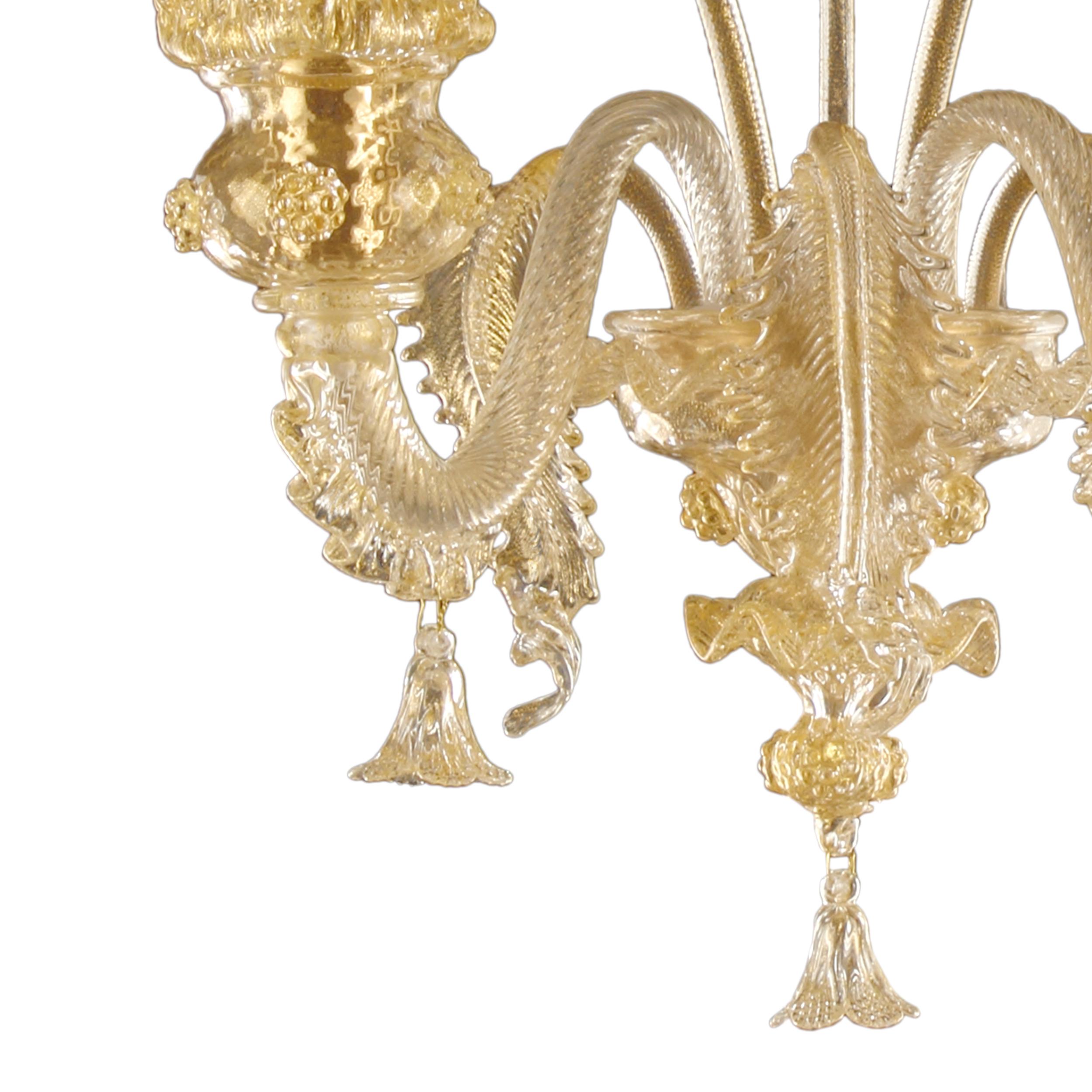 Set of 2 Luxury artistic Sconce 2 Arms Golden Leaf Murano Glass by Multiforme In New Condition For Sale In Trebaseleghe, IT
