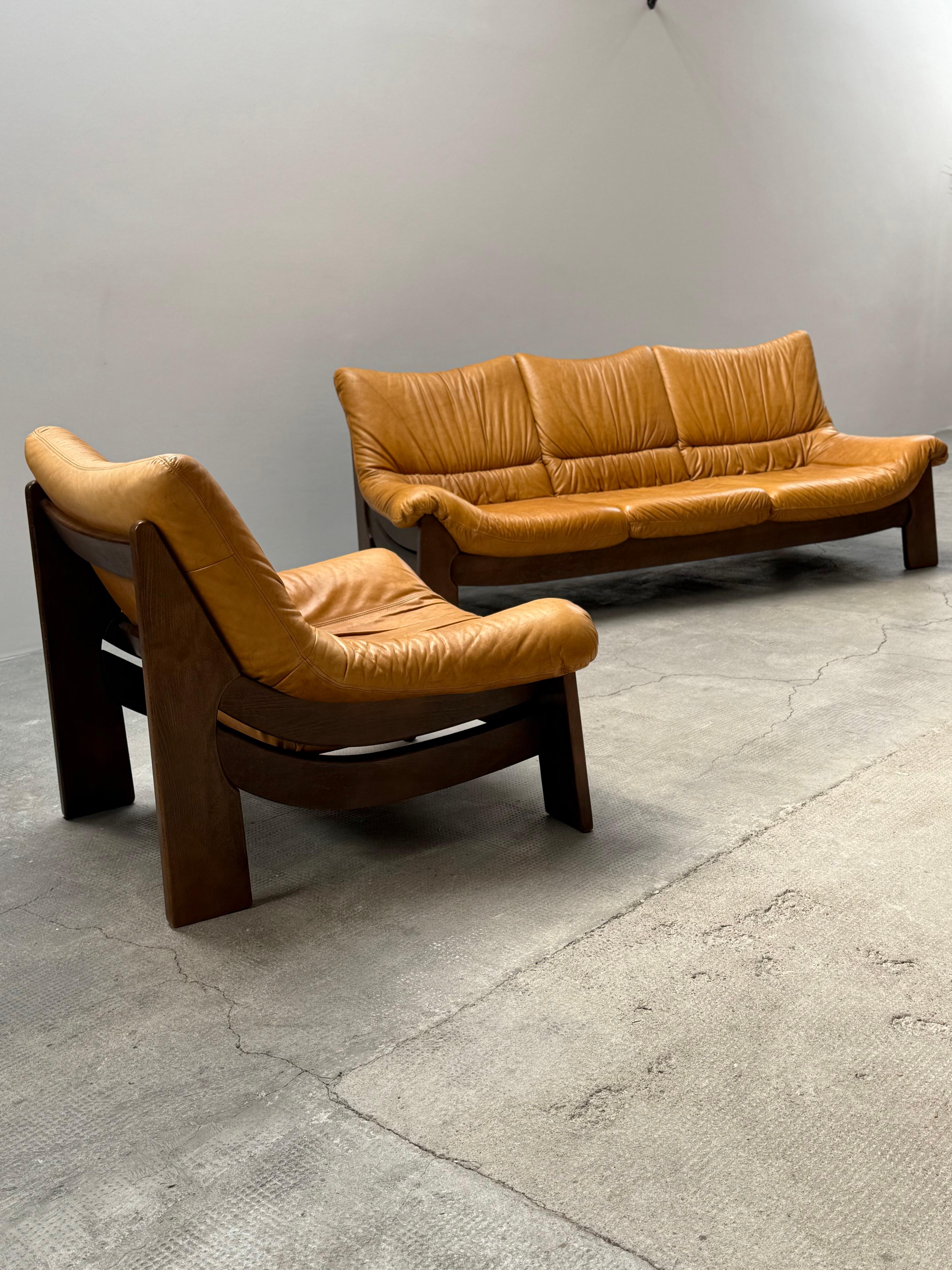 SET OF 2 MAISON REGAIN LEATHER OAK ARMCHAIRS, FRANCE 1970s 7
