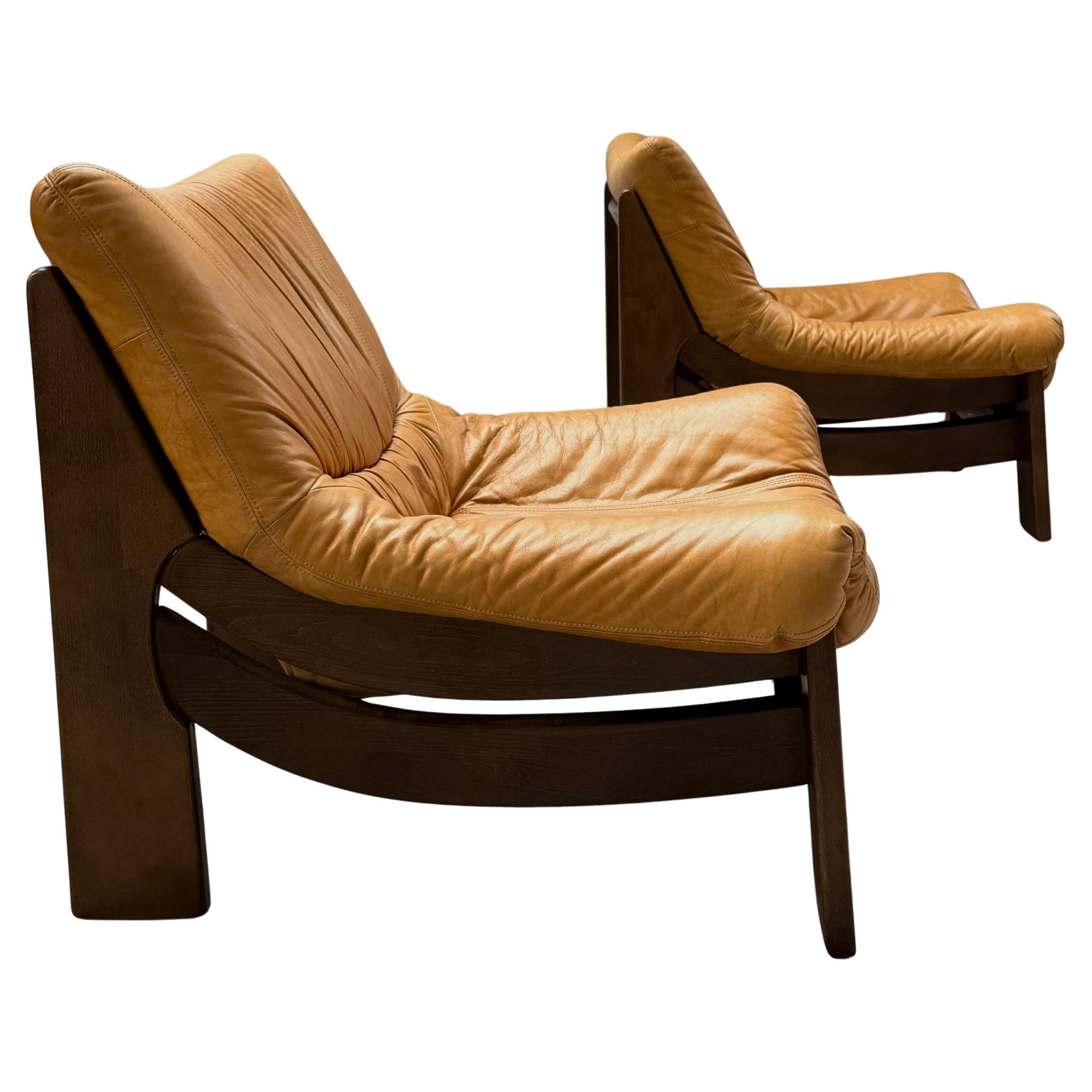 SET OF 2 MAISON REGAIN LEATHER OAK ARMCHAIRS, FRANCE 1970s