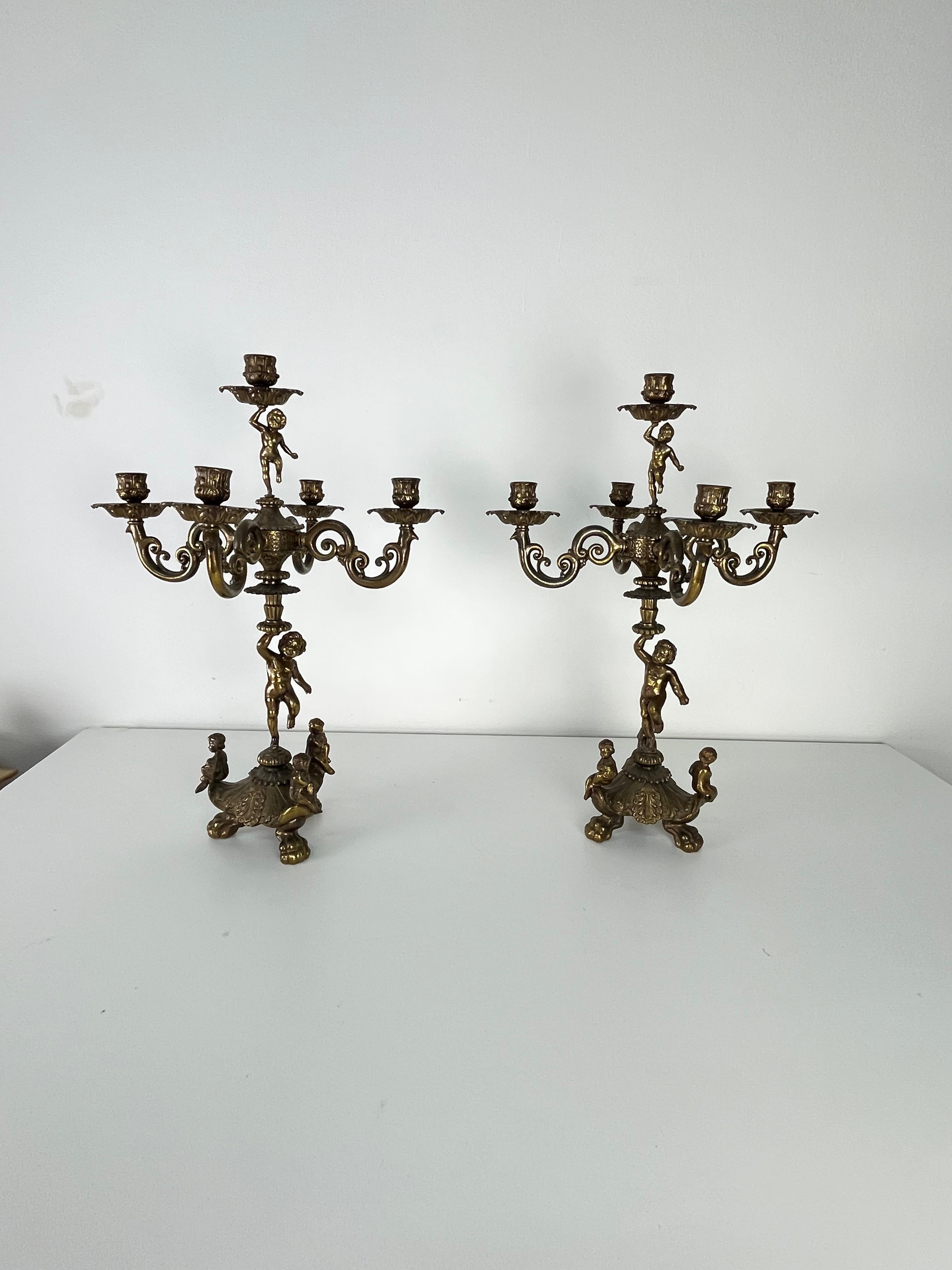 Set of two majestic Italian five-light brass candelabra, 1940s.
Found in a noble apartment in my hometown, Palermo.
Intact and in good condition.
Height 57 cm.
See the beautiful details in the video.
Fast shipping with suitable packaging and a