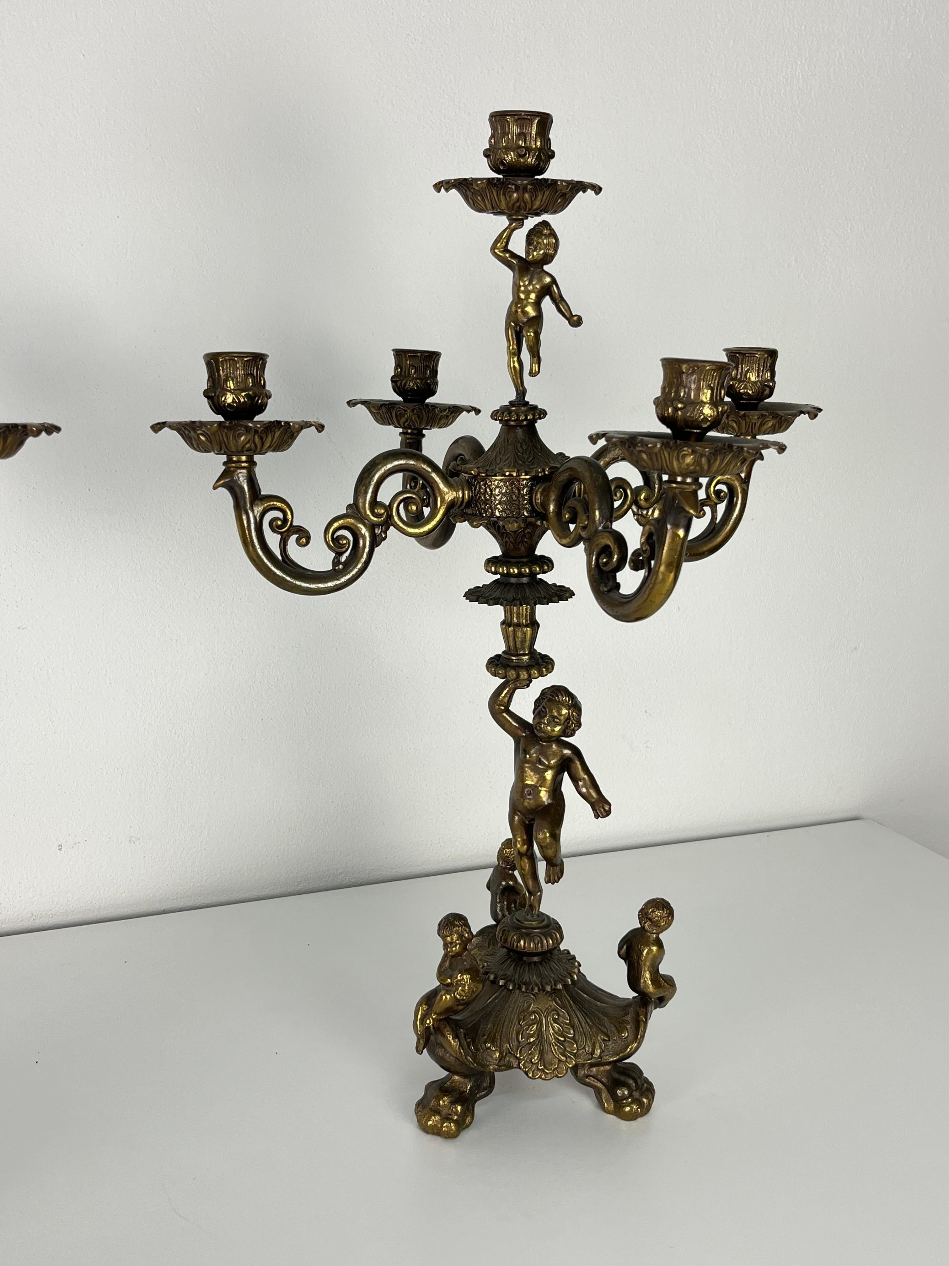Set of 2 Majestic Italian five-light brass Candelabra, 1940s. For Sale 4