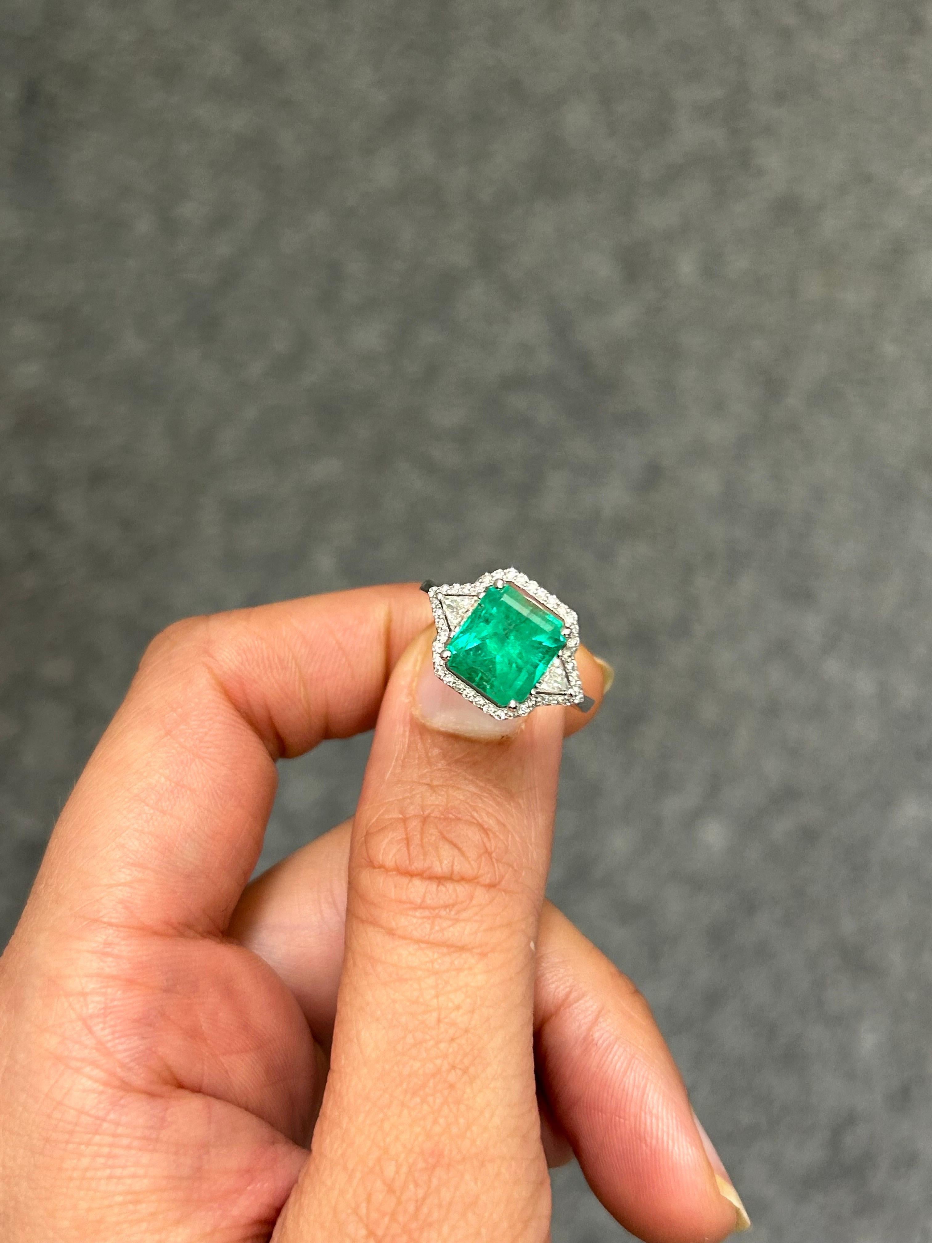 Women's Set of 2 - Mandarin Garnet and Colombian Emerald Ring