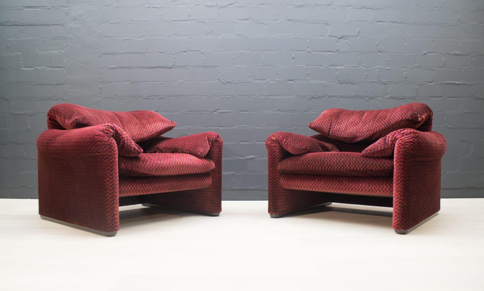 Set of 2 Maralunga Armchairs by Vico Magistretti for Cassina, 1970s In Good Condition In Nürnberg, Bayern