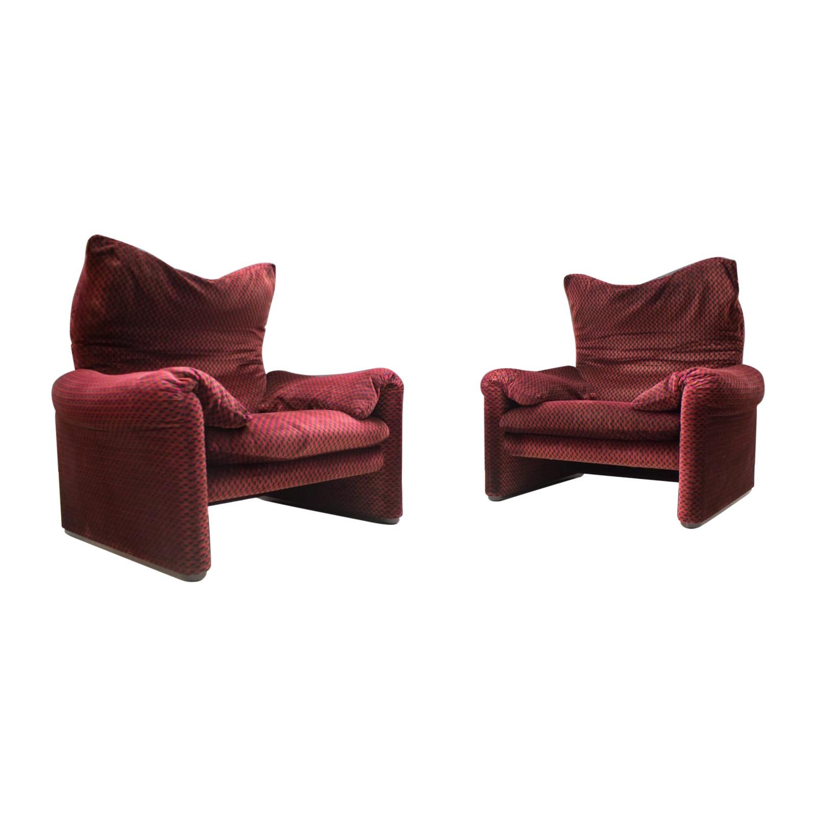 Set of 2 Maralunga Armchairs by Vico Magistretti for Cassina, 1970s