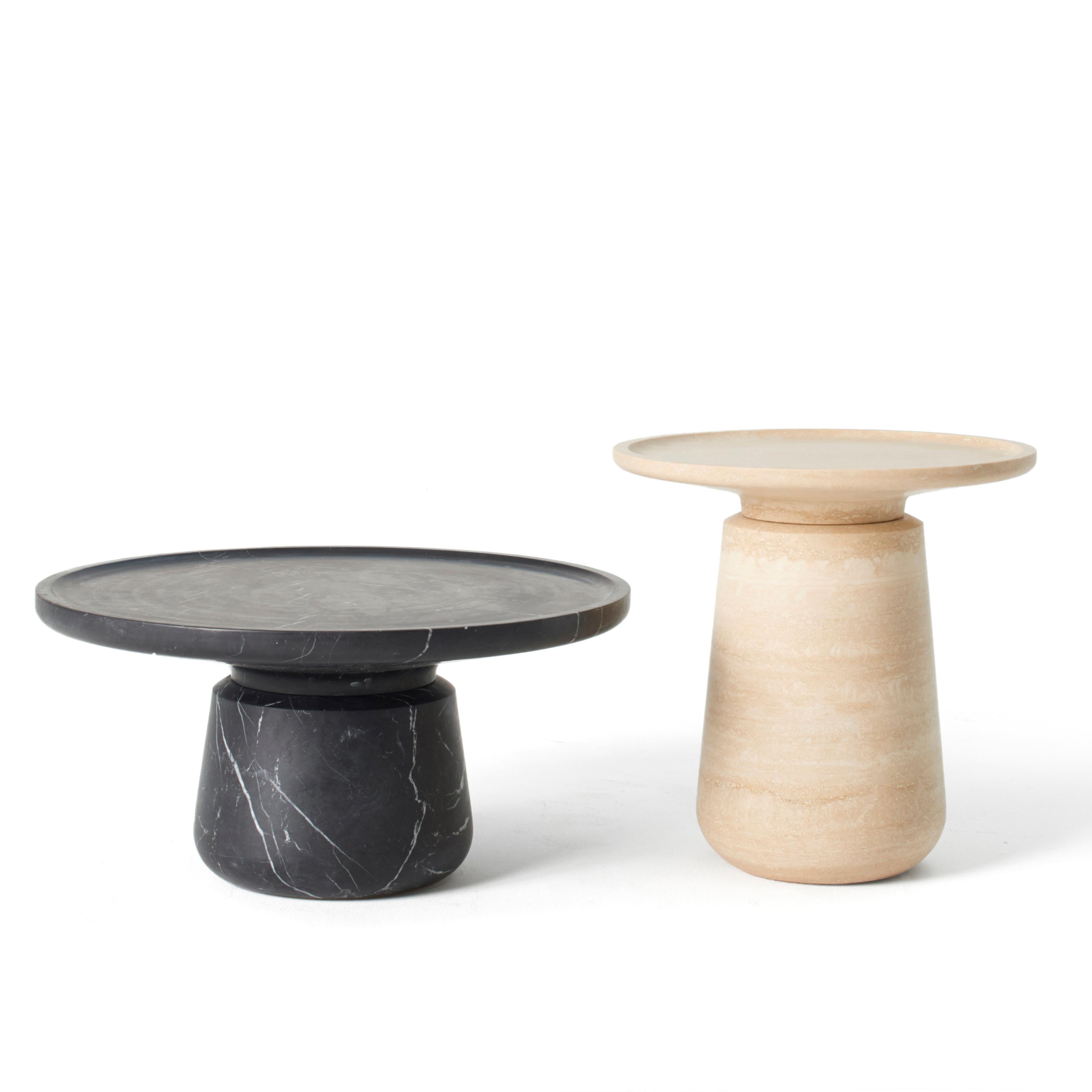 Moderne Ensemble de 2 tables d'appoint Altana en marbre par Ivan Colominas en vente