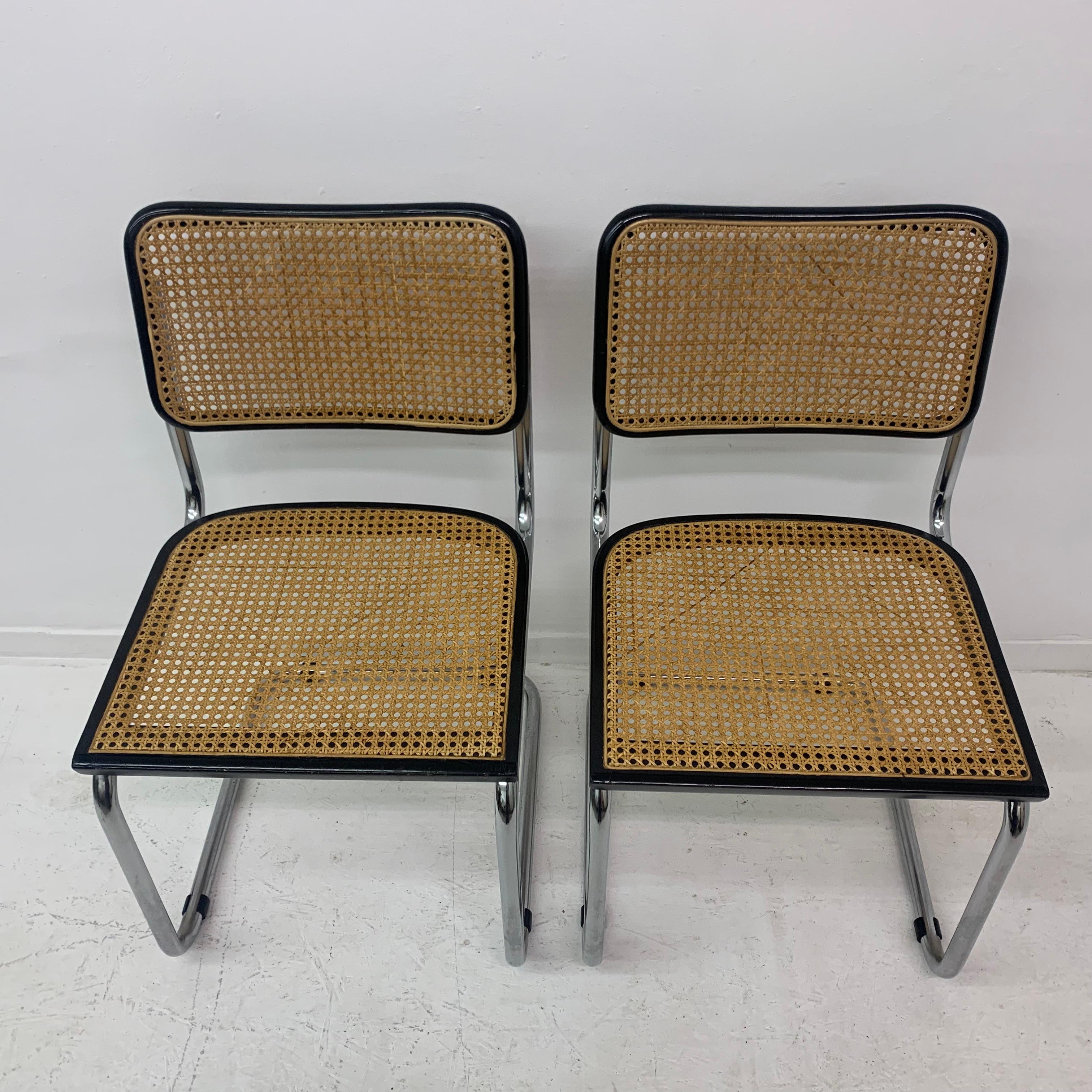 Dutch Set of 2 Marcel Breuer Cesca dining chair , 1970’s For Sale