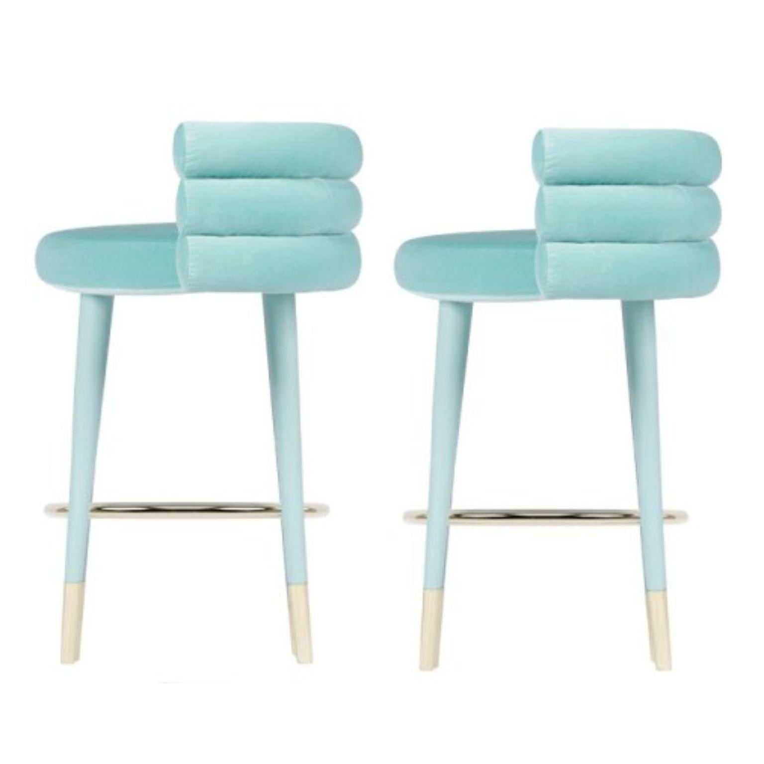 Set of 2 marshmallow bar stools, Royal Stranger
Dimensions: 100 x 70 x 60 cm.
Materials: Velvet upholstery, brass.
Available in: Mint green, light pink, Royal green, Royal red.

Royal stranger is an exclusive furniture brand determined to bring