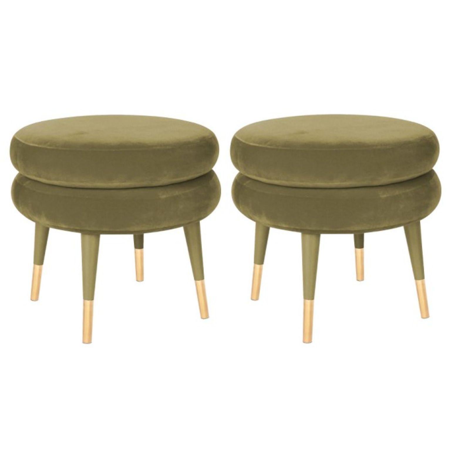 Set of 2 marshmallow stools, Royal Stranger.
Dimensions: 45 x 50 x 50 cm.
Materials: Velvet upholstery, brass
Available in: Mint green, light pink, royal green, and royal red.

Royal Stranger is an exclusive furniture brand determined to bring