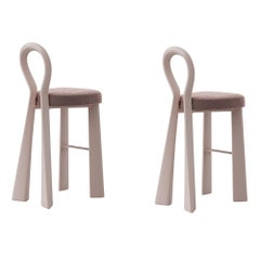 Lot de 2 chaises de bar Mary III en bois ou laquées, marque Dedar, fabriquées au Portugal par Ottiu