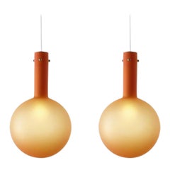 Ensemble de 2 lampes à suspension en sphaerae orange mat de Dechem Studio