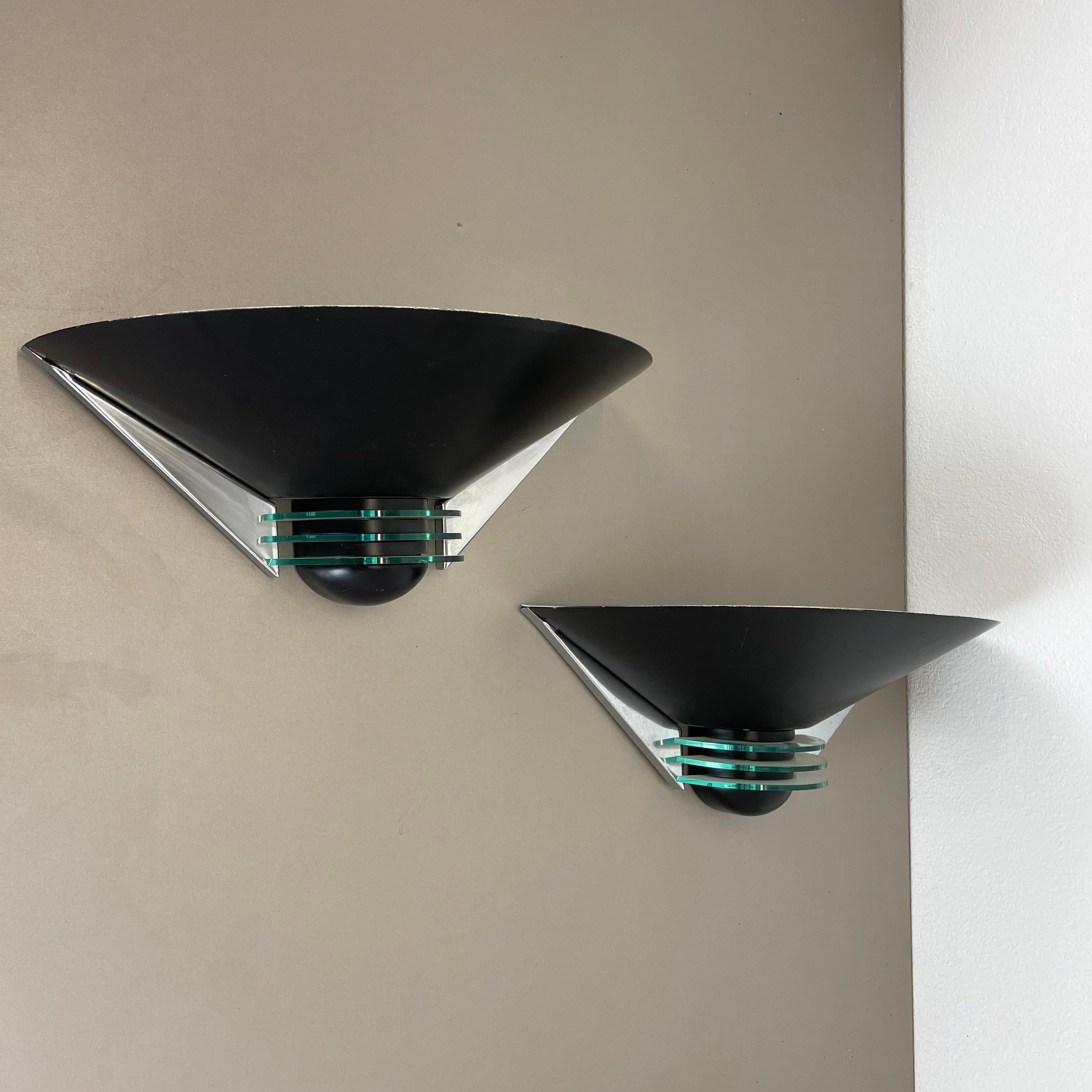Set of 2 Metal + acryl glass post modern wall light by Hustadt Leuchten, 1980s For Sale 4