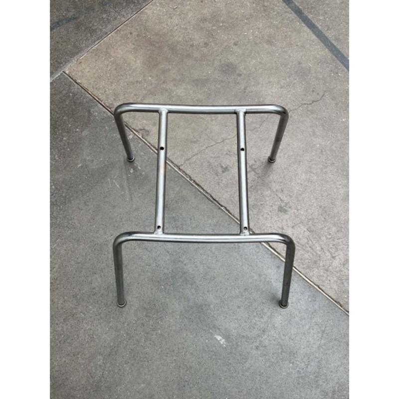Metallo Set di 2 basi ad H in metallo per sedie di Wilde + Spieth e Fröscher, anni '60 in vendita