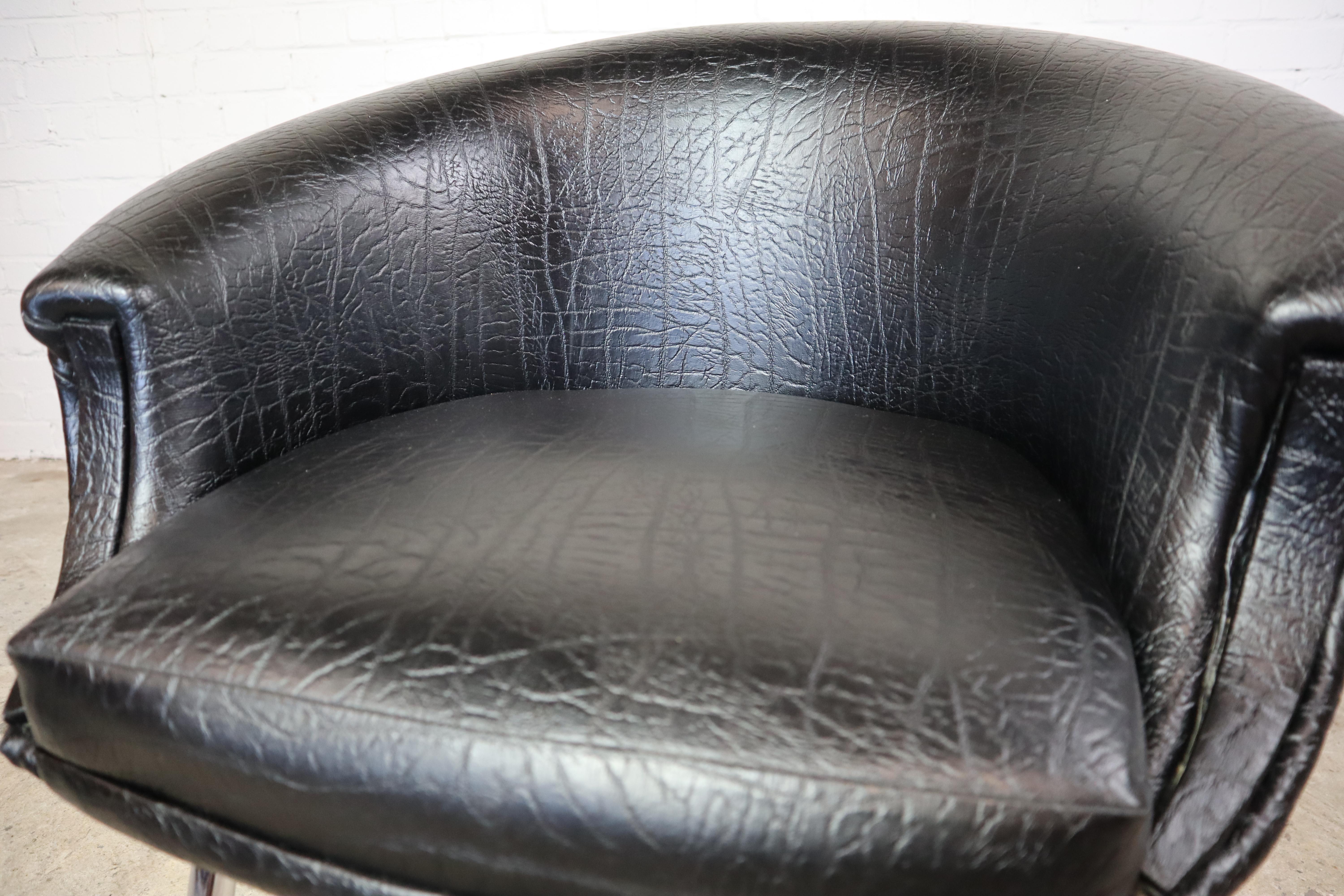 Belgian Set of 2 black faux leather Mid-century armchairs For Sale