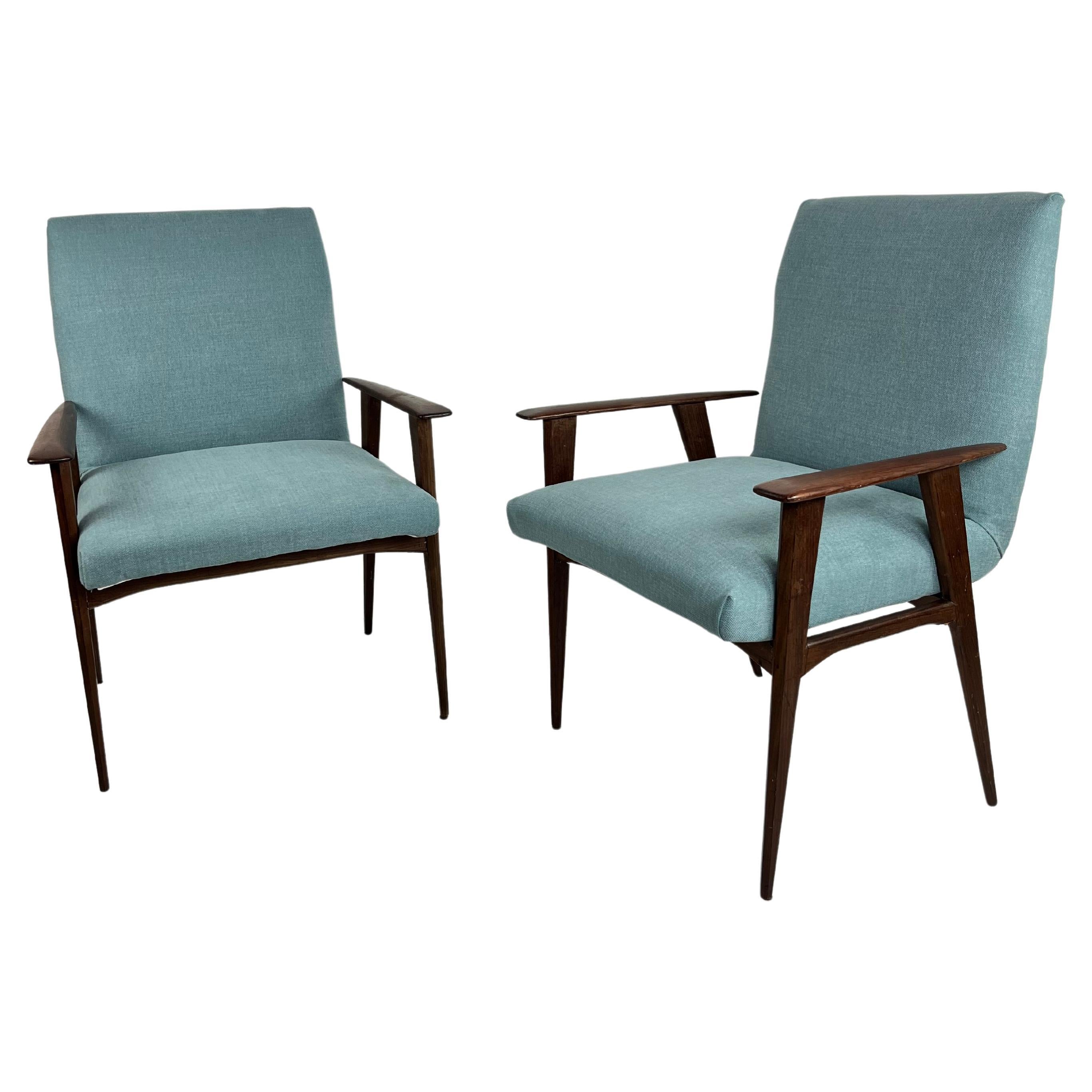Paire de fauteuils de salon danois modernes du milieu du siècle dernier, style Ib Kofod Larsen en vente