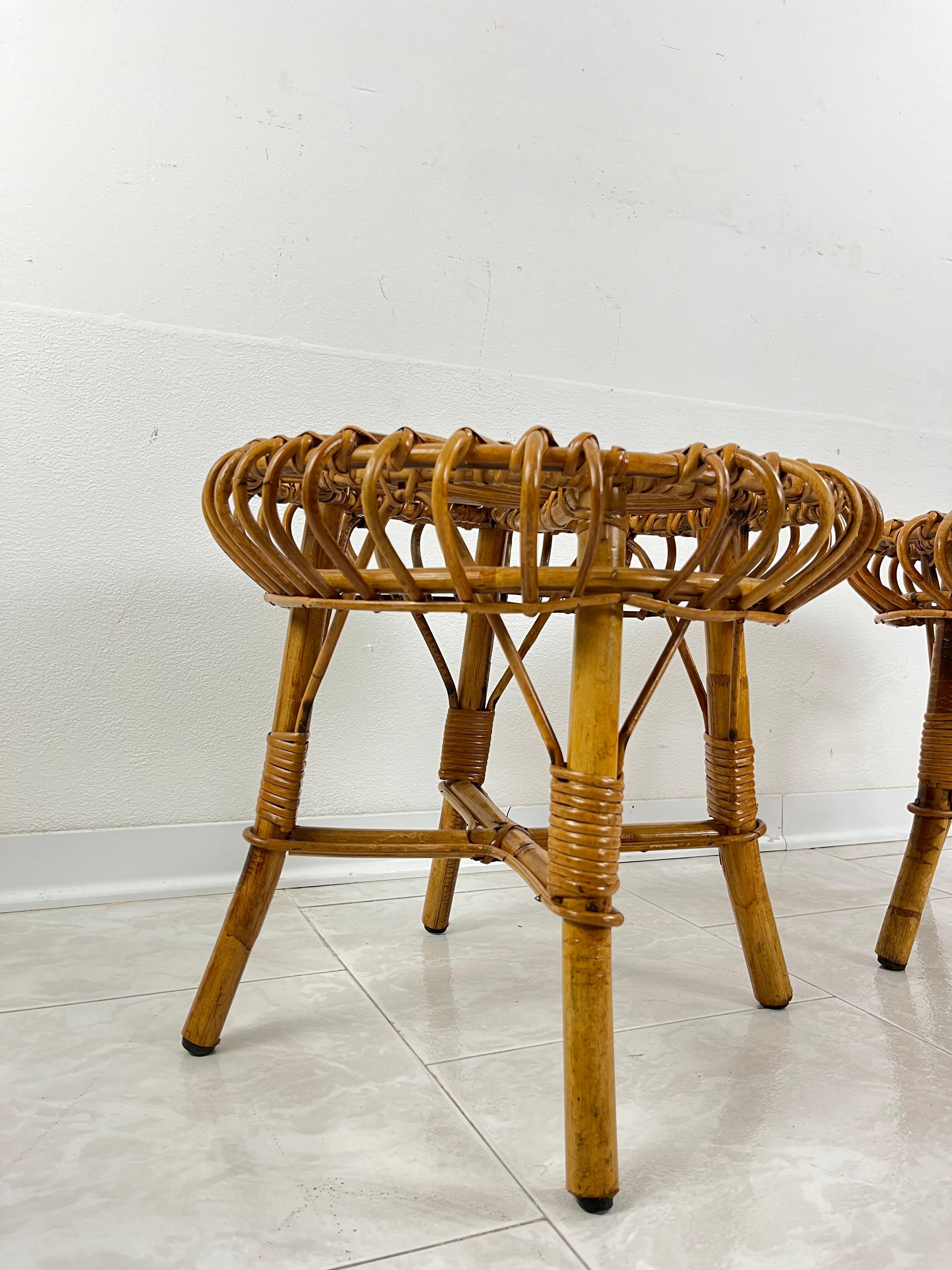 Juego de 2 taburetes puf o mesa auxiliar de ratán y bambú, por Franco Albini, años 60 en venta 1