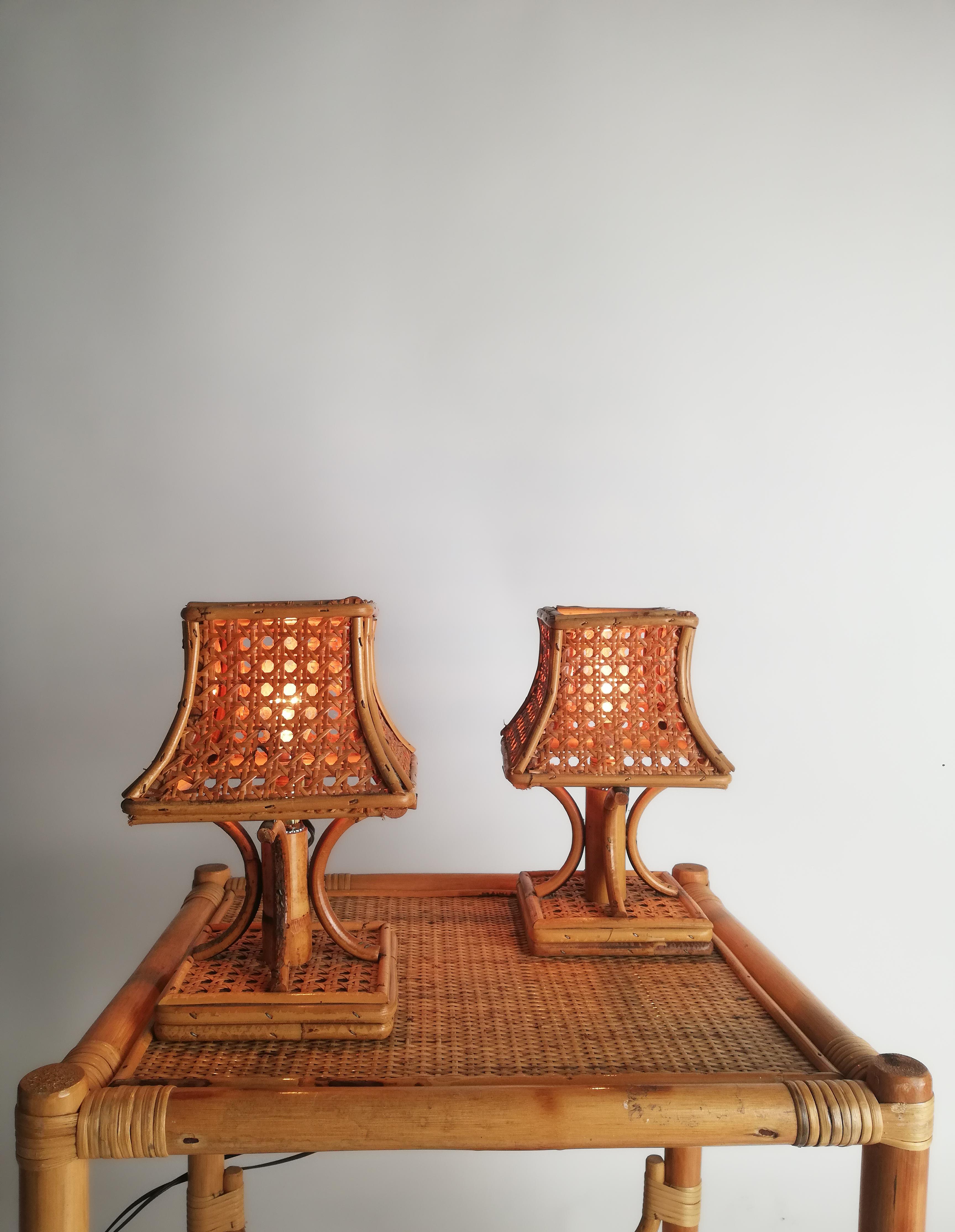 Set of 2 Midcentury Bedside Table Lamps in Rattan and Wicker Cane Webbing, Italy For Sale 4