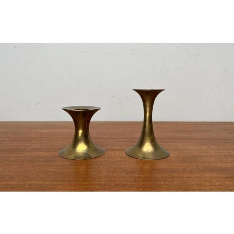 Set di 2 portacandele in ottone di metà secolo, anni '60 in vendita 2