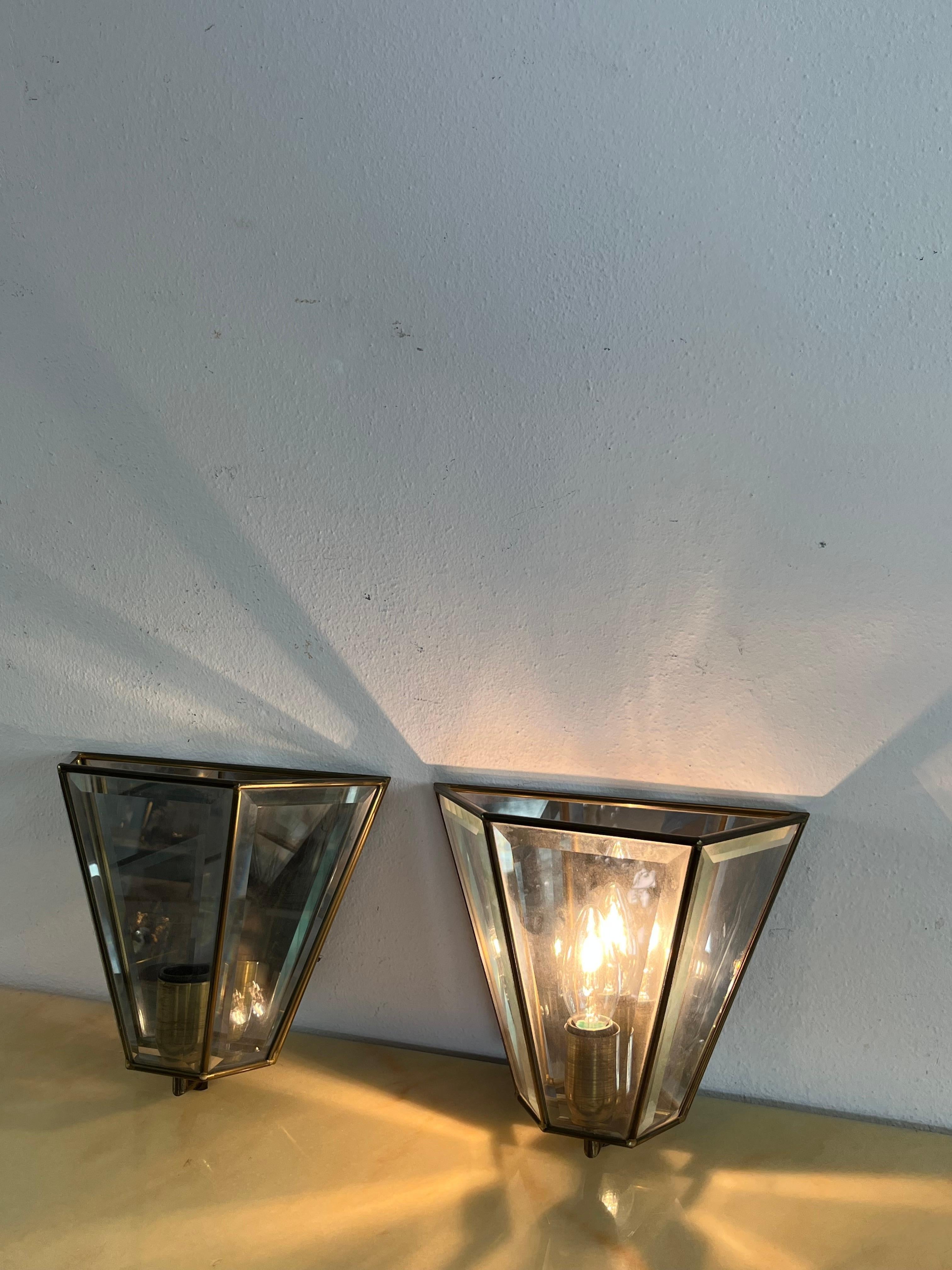Set of 2 Mid-century Brass Glass Mirror Wall Lamps, Made in Italy 1950s For Sale 5