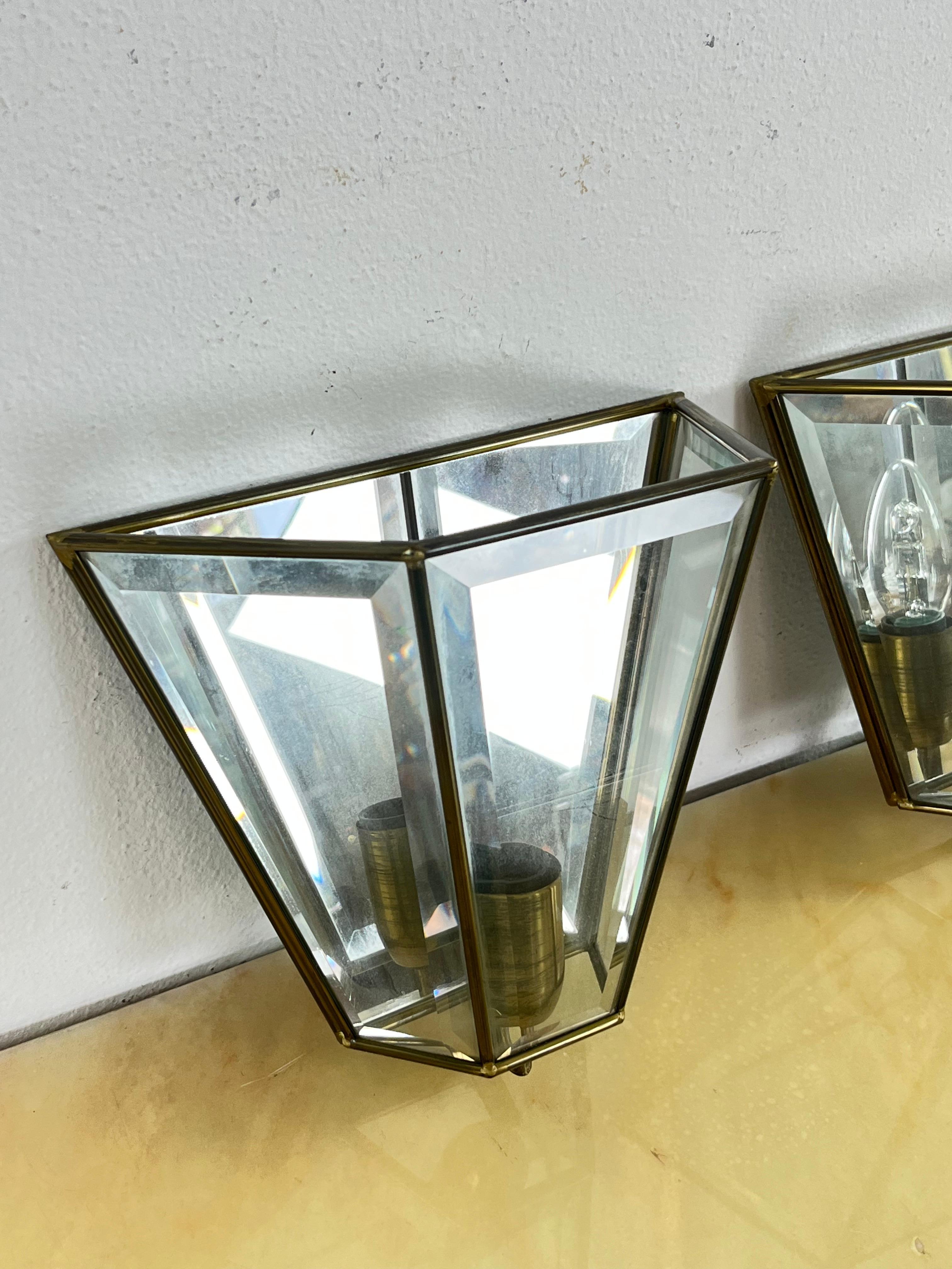 Set of 2 Mid-century Brass Glass Mirror Wall Lamps, Made in Italy 1950s For Sale 8