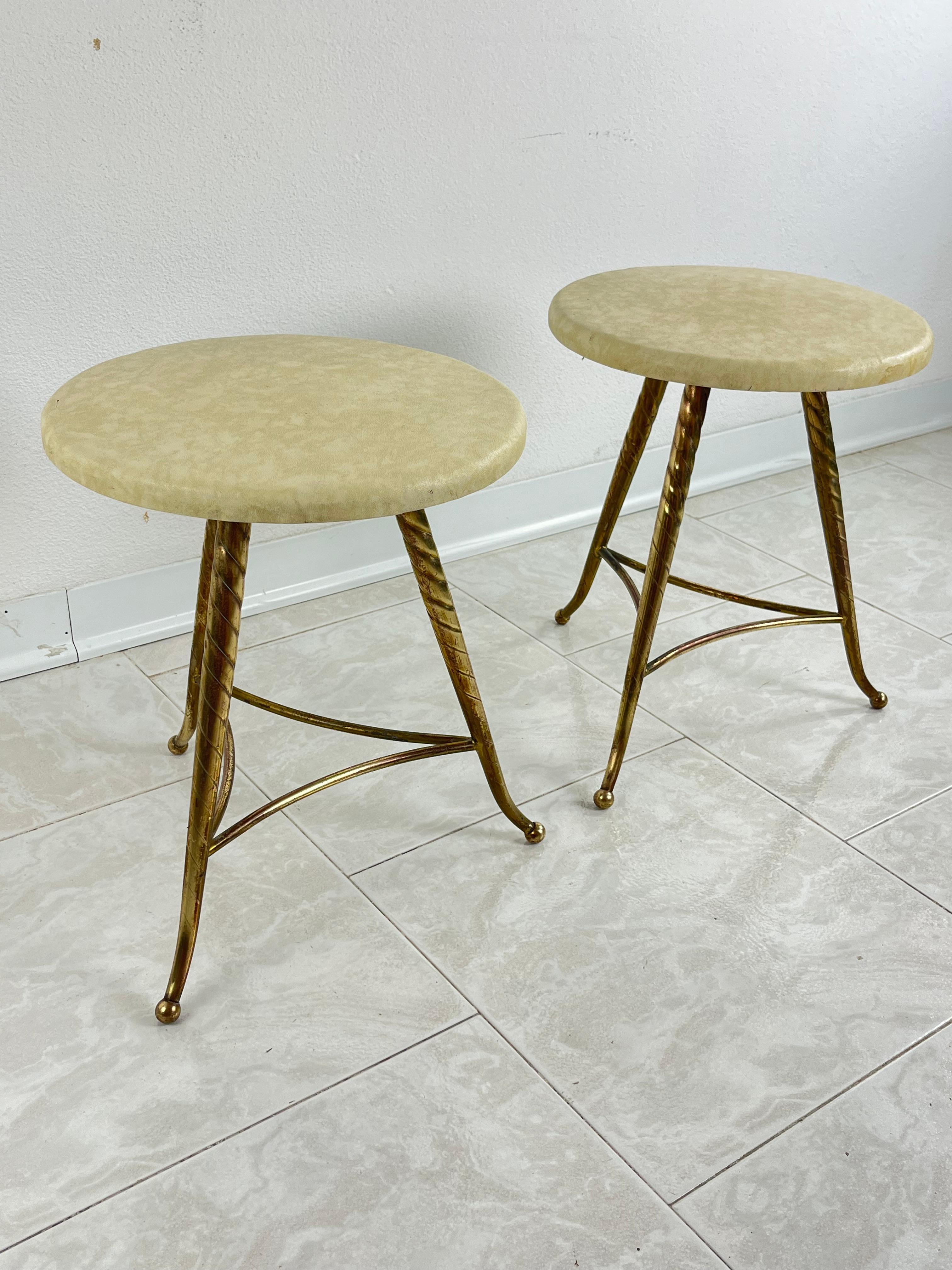 Set of 2 Mid-Century Brass Stools Attributed to Paolo Buffa 1950s In Good Condition For Sale In Palermo, IT