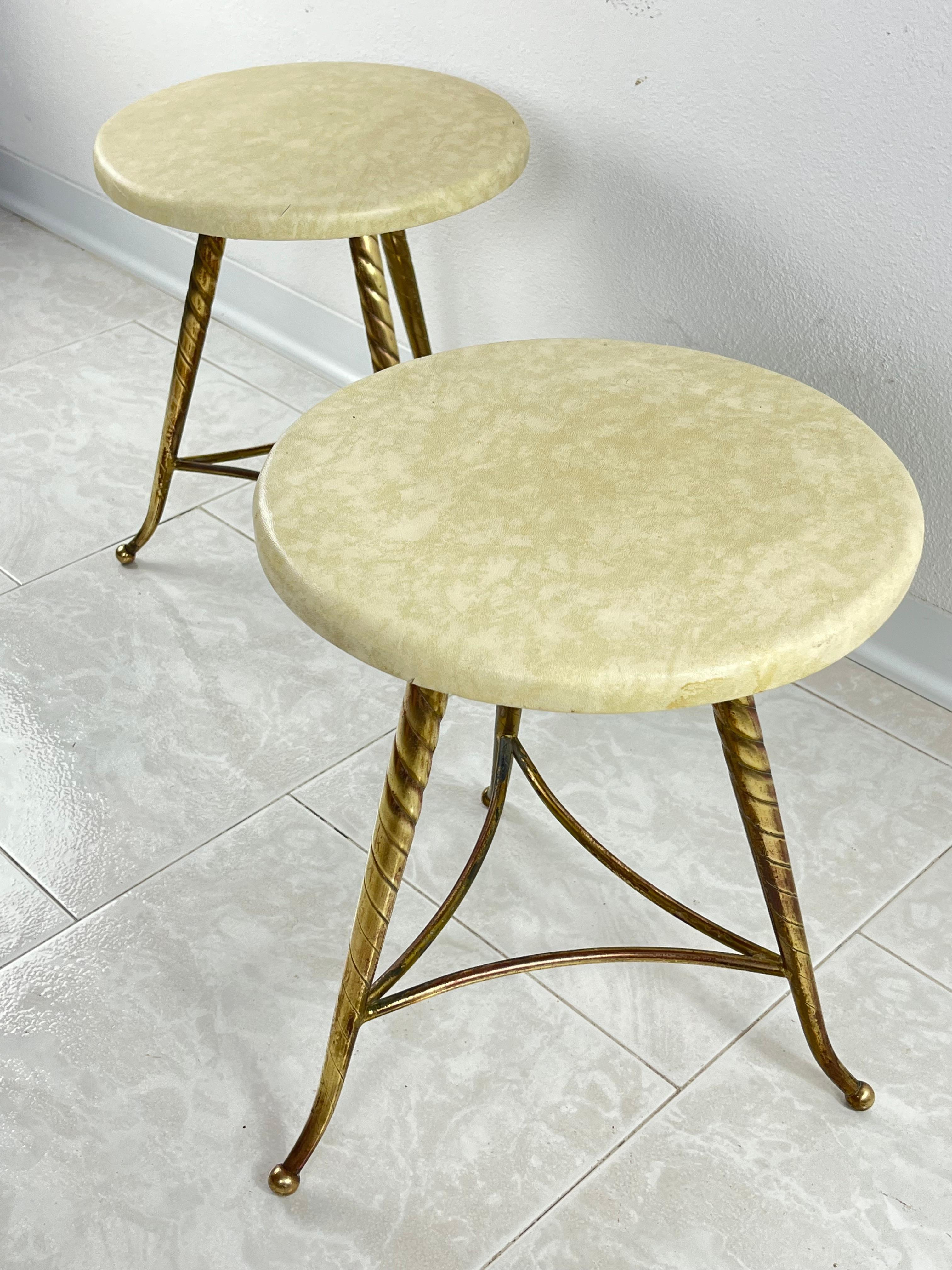 Set of 2 Mid-Century Brass Stools Attributed to Paolo Buffa 1950s For Sale 2