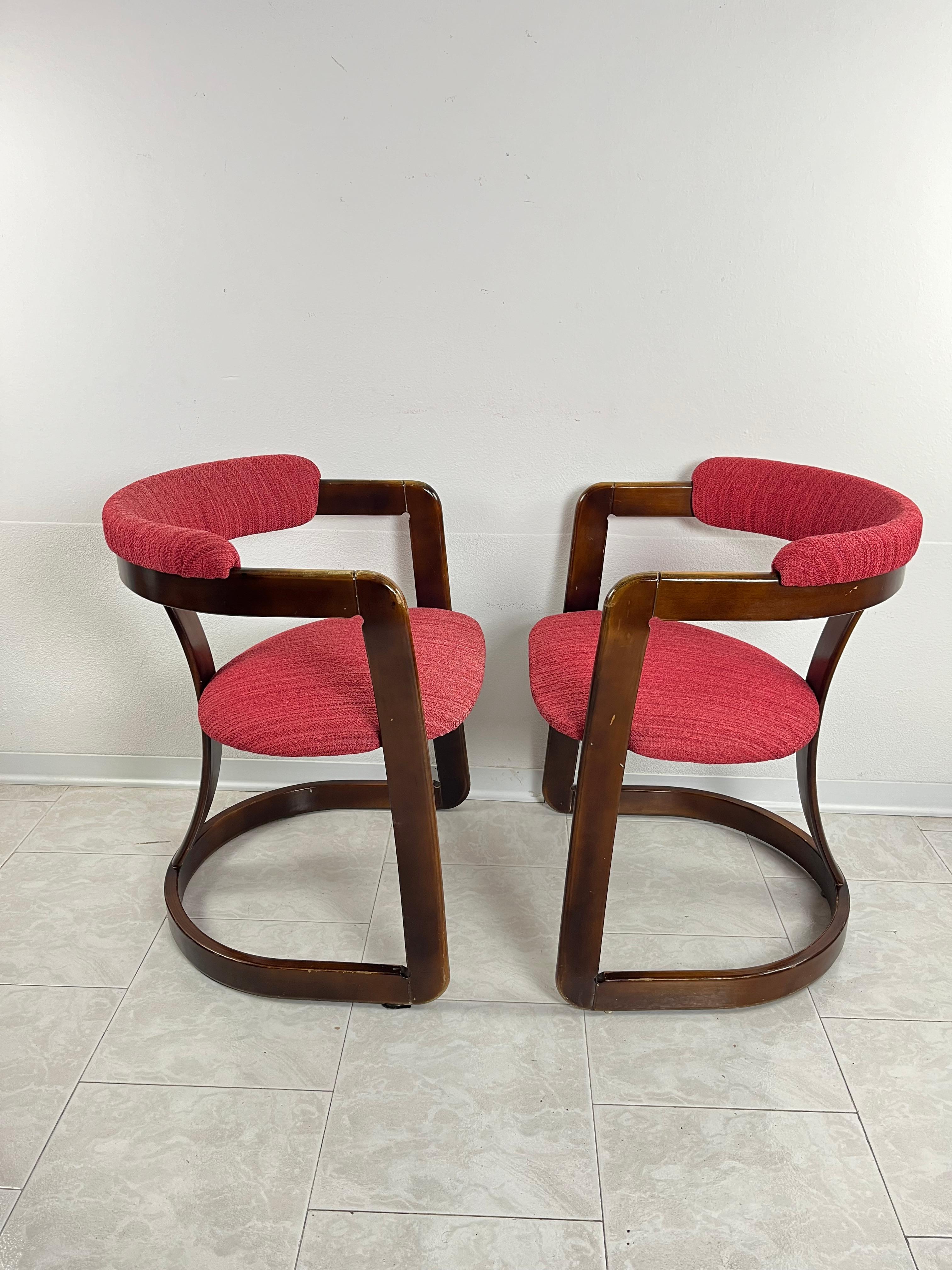 Set of 2 Mid-Century Curved Wooden Chairs Attributed to A. & P. Castiglioni For Sale 1