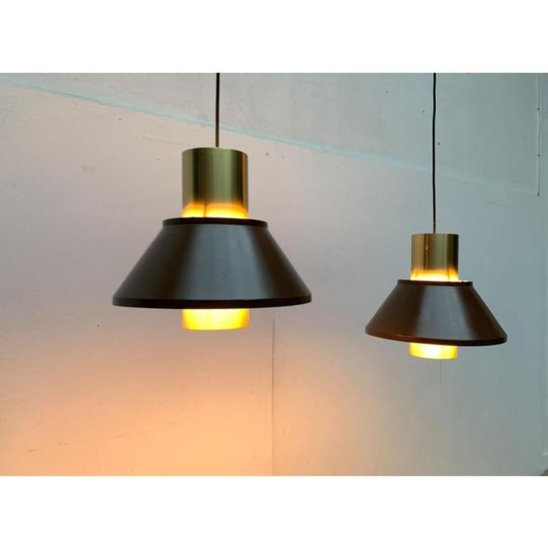 Set di 2 lampade a sospensione danese di metà secolo di Jo Hammerborg, anni '60 in vendita 1
