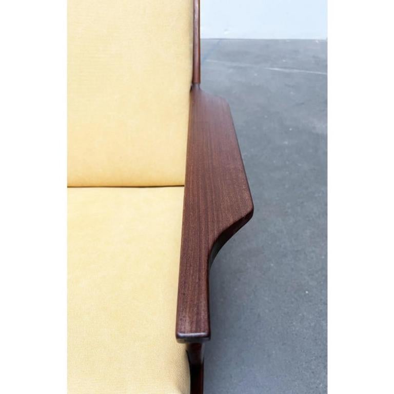 Bois Ensemble de 2 chaises à bascule danoises du milieu du siècle avec pouf par Poul Volther, années 1960 en vente
