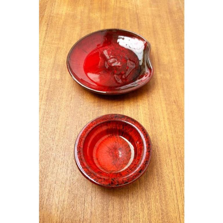 Set di 2 ciotole in studio danese di metà secolo di Ernst Pottery, Faxe, anni '60 In condizioni ottime in vendita a Hamburg, DE