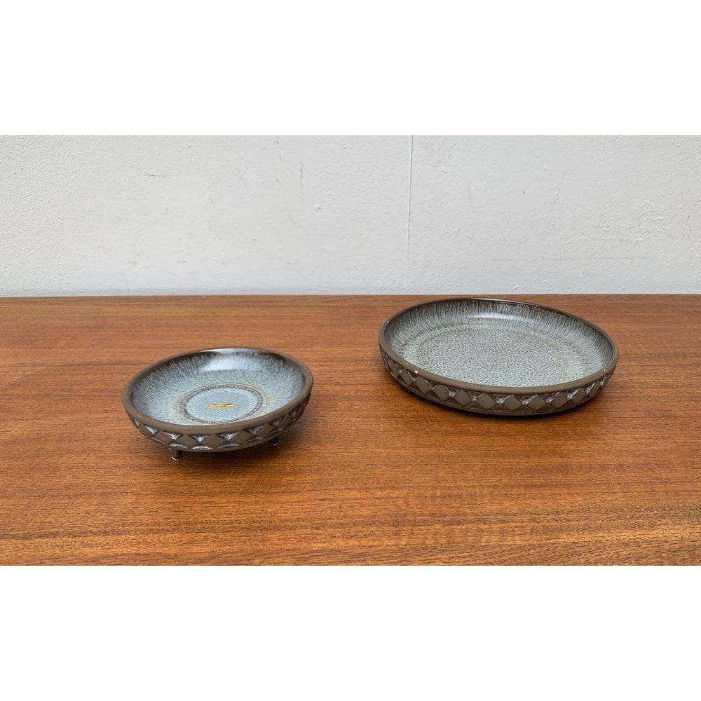 Mid-Century moderno Set di 2 ciotole in Studio Pottery danese di metà secolo di Frank Keramik, anni '60 in vendita