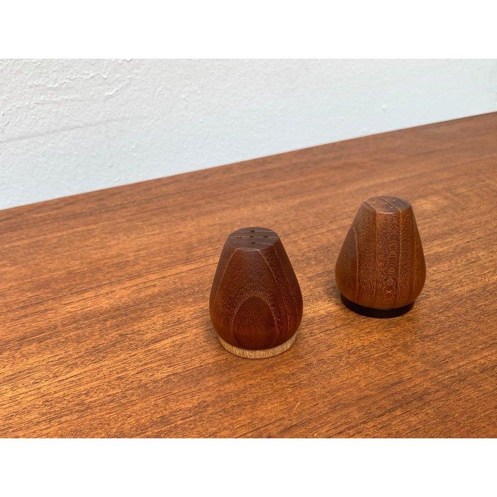 Set of 2 Mid-Century Danish Teak Pepper and Salt Shaker, 1960s For Sale 2