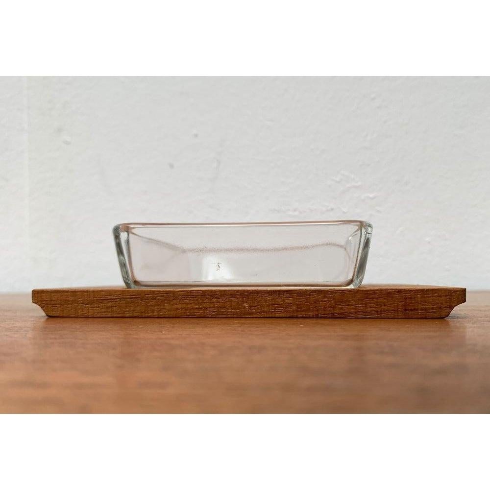 2er-Set dänisches Teakholz-Tablett mit Glas aus der Jahrhundertmitte, 1960er im Angebot 5