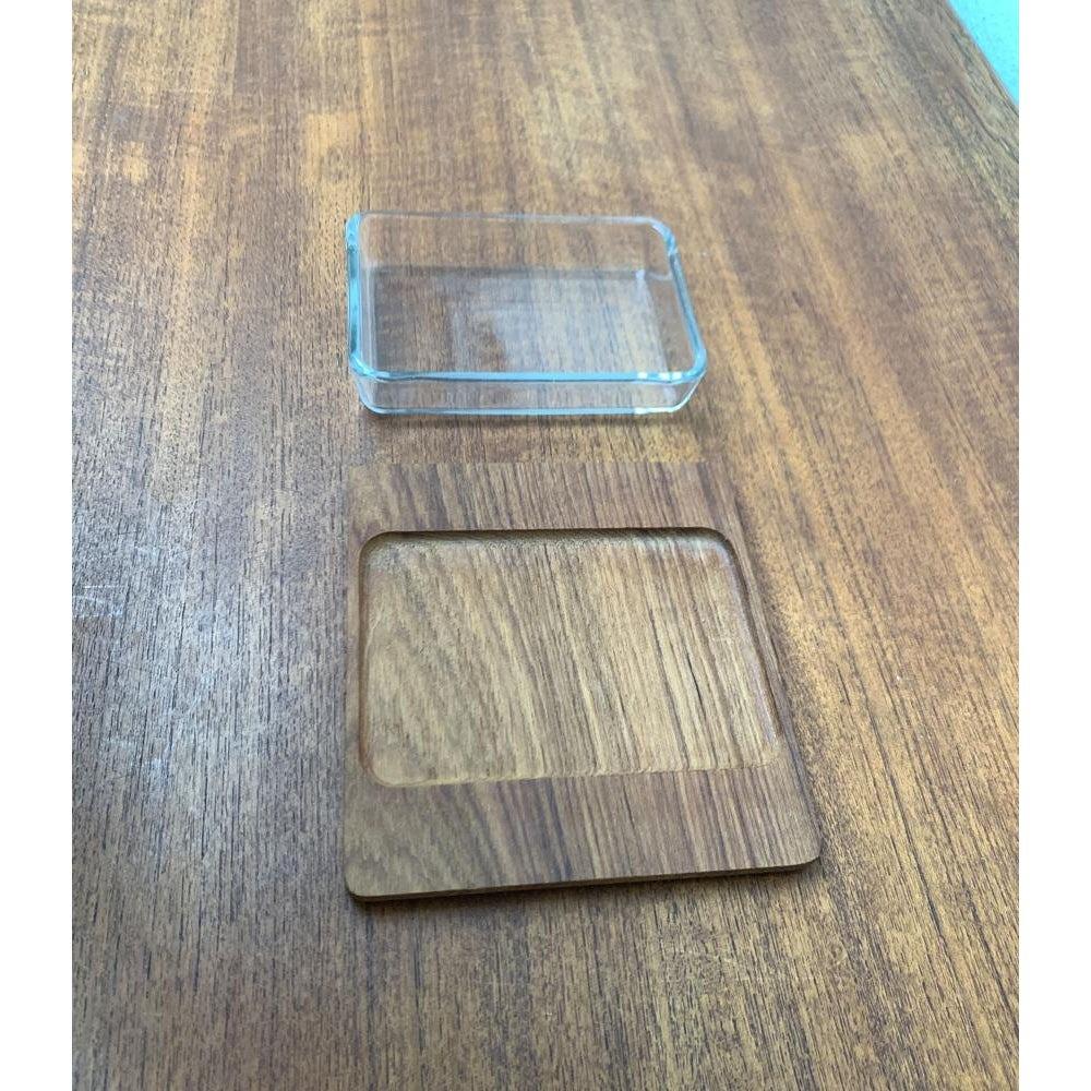 2er-Set dänisches Teakholz-Tablett mit Glas aus der Jahrhundertmitte, 1960er im Zustand „Hervorragend“ im Angebot in Hamburg, DE