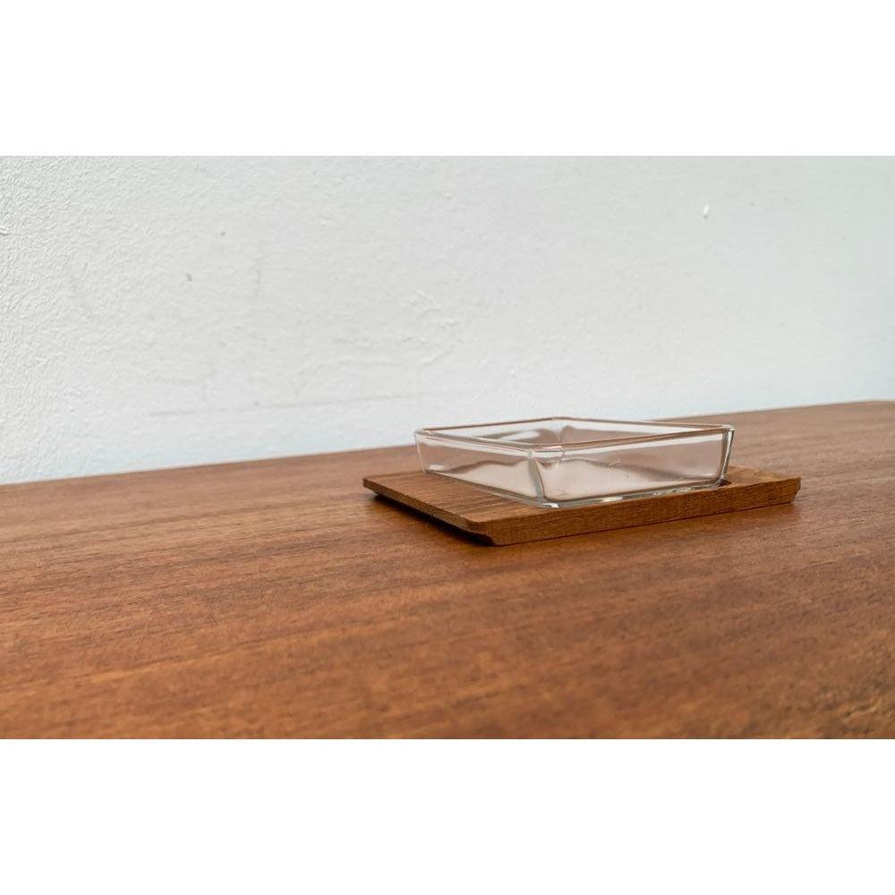 2er-Set dänisches Teakholz-Tablett mit Glas aus der Jahrhundertmitte, 1960er im Angebot 3