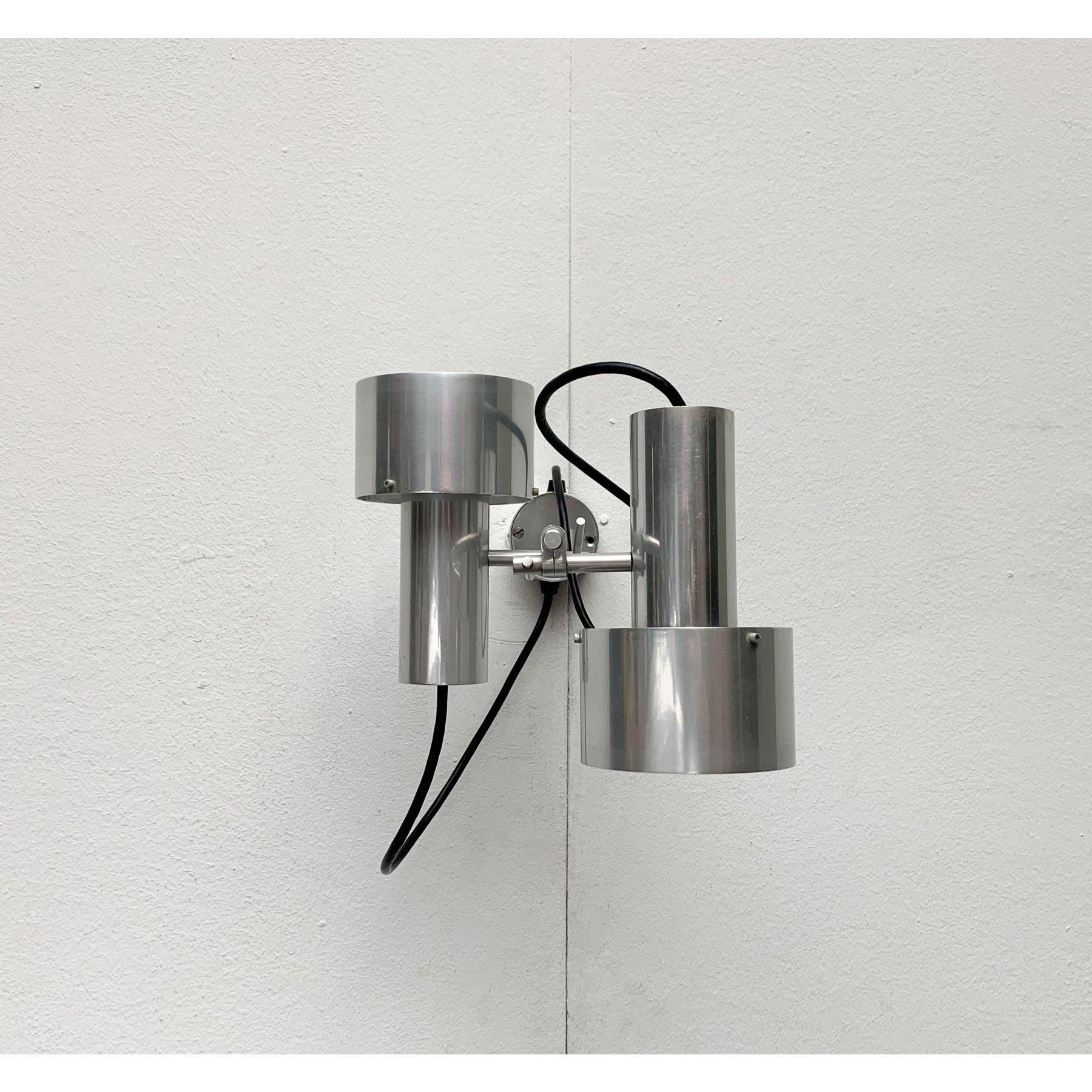 Mid-Century Modern Lot de 2 plafonniers doubles minimalistes FA2 du milieu du siècle par Peter Nelson, années 1960 en vente