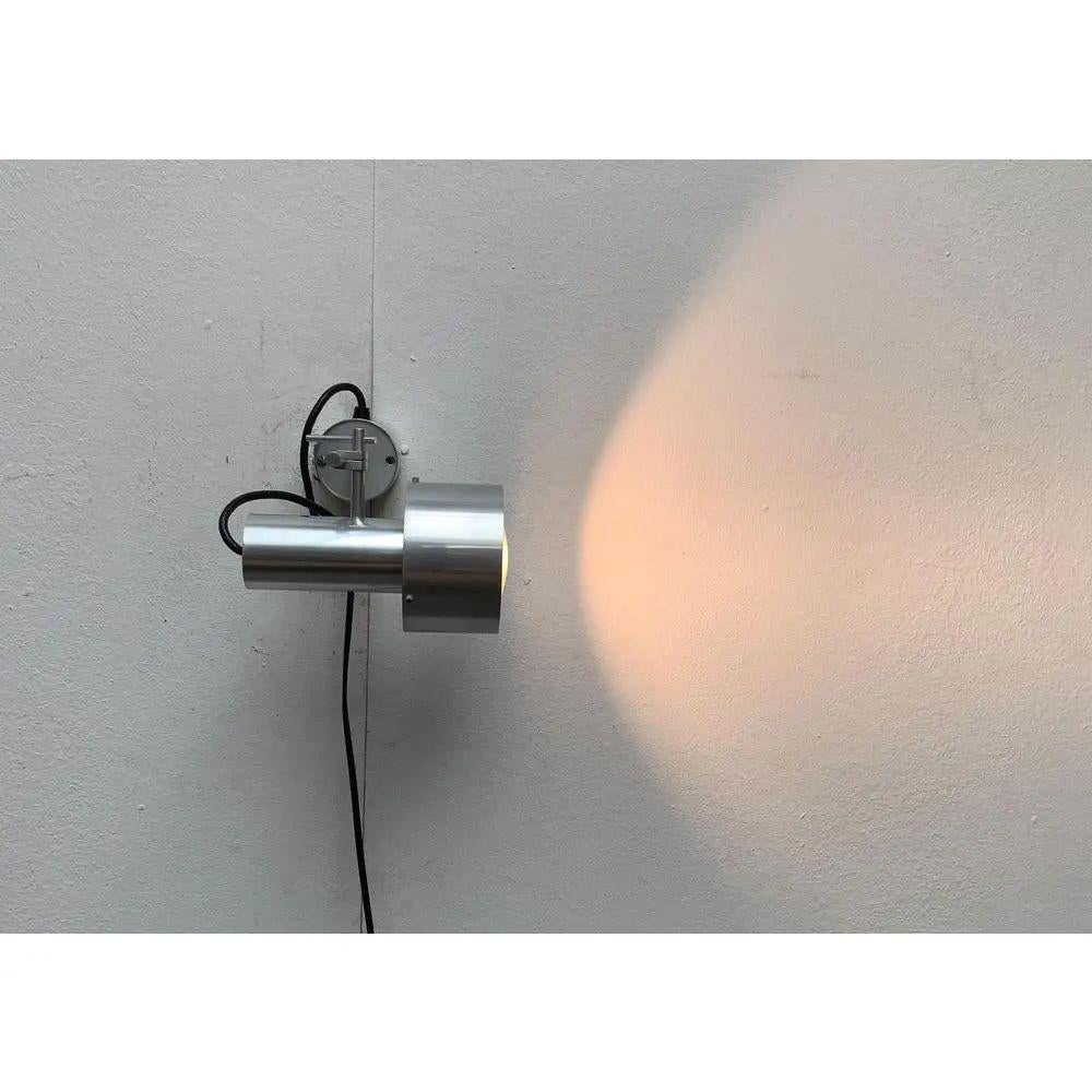 Britannico Set di 2 lampade da parete FA2 di Peter Nelson, Inghilterra, 1960. in vendita