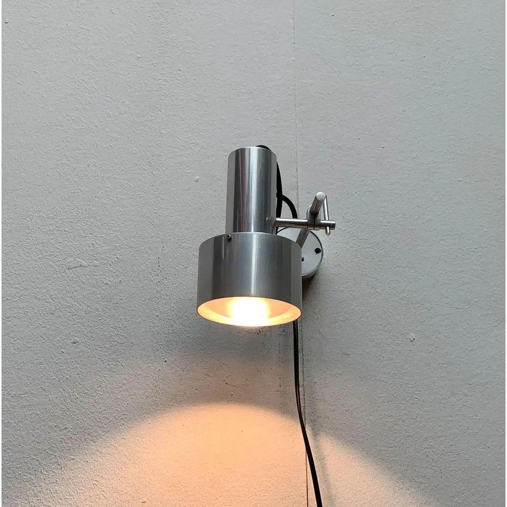 XX secolo Set di 2 lampade da parete FA2 di Peter Nelson, Inghilterra, 1960. in vendita