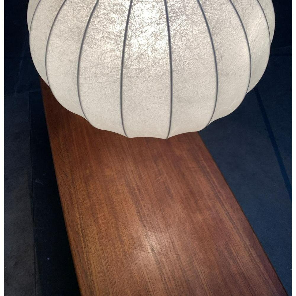 Allemand Ensemble de 2 lampes pendantes cocon allemandes du milieu du siècle par Friedel Wauer, années 1960 en vente