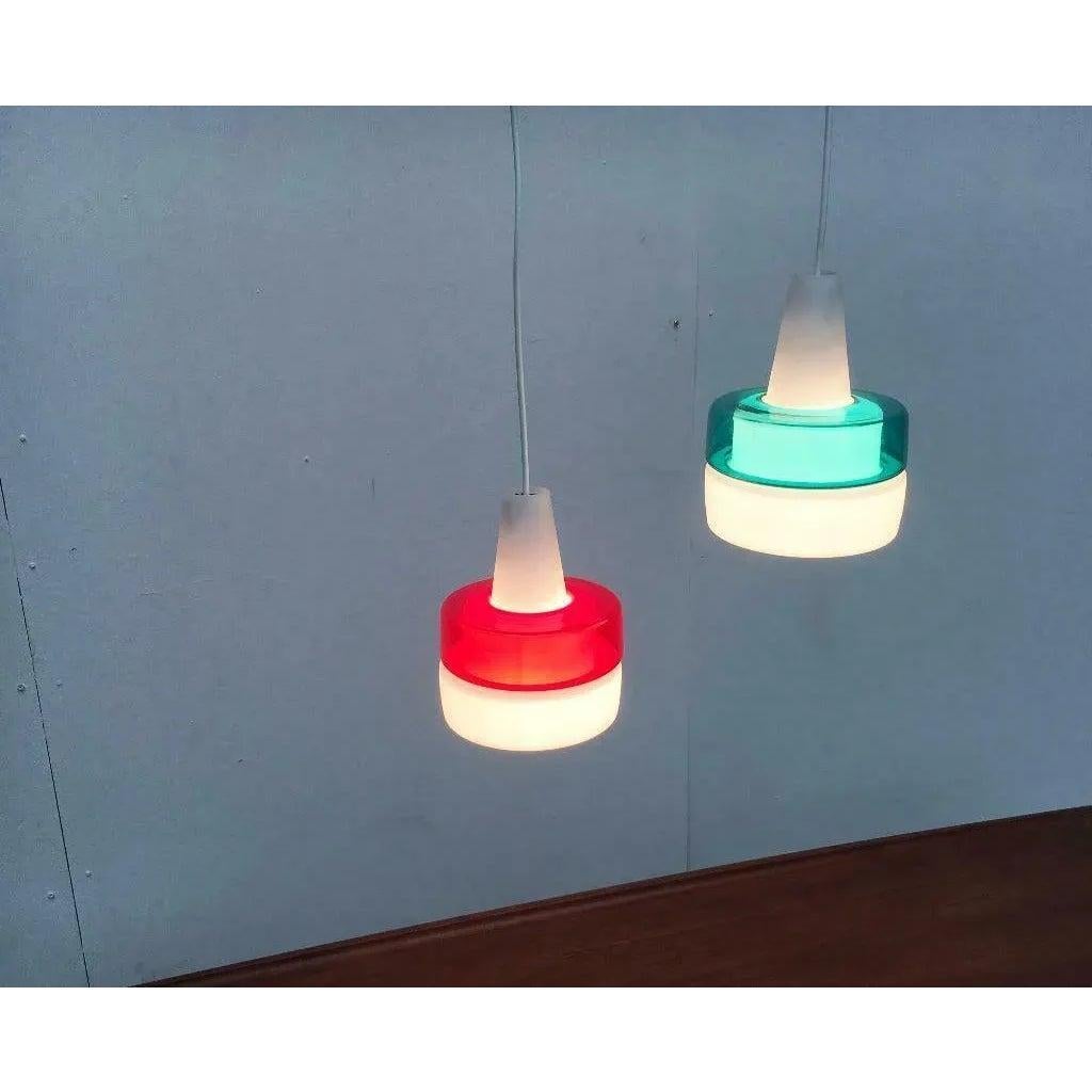 Set di 2 lampade a sospensione in vetro tedesco di metà secolo di Peill & Putzler, anni '70 in vendita 1