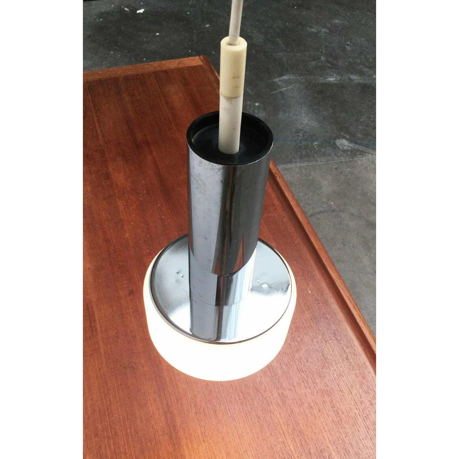 Set di 2 lampade a sospensione tedesche di metà secolo modello P105 in vetro e cromo, anni '60 in vendita 5