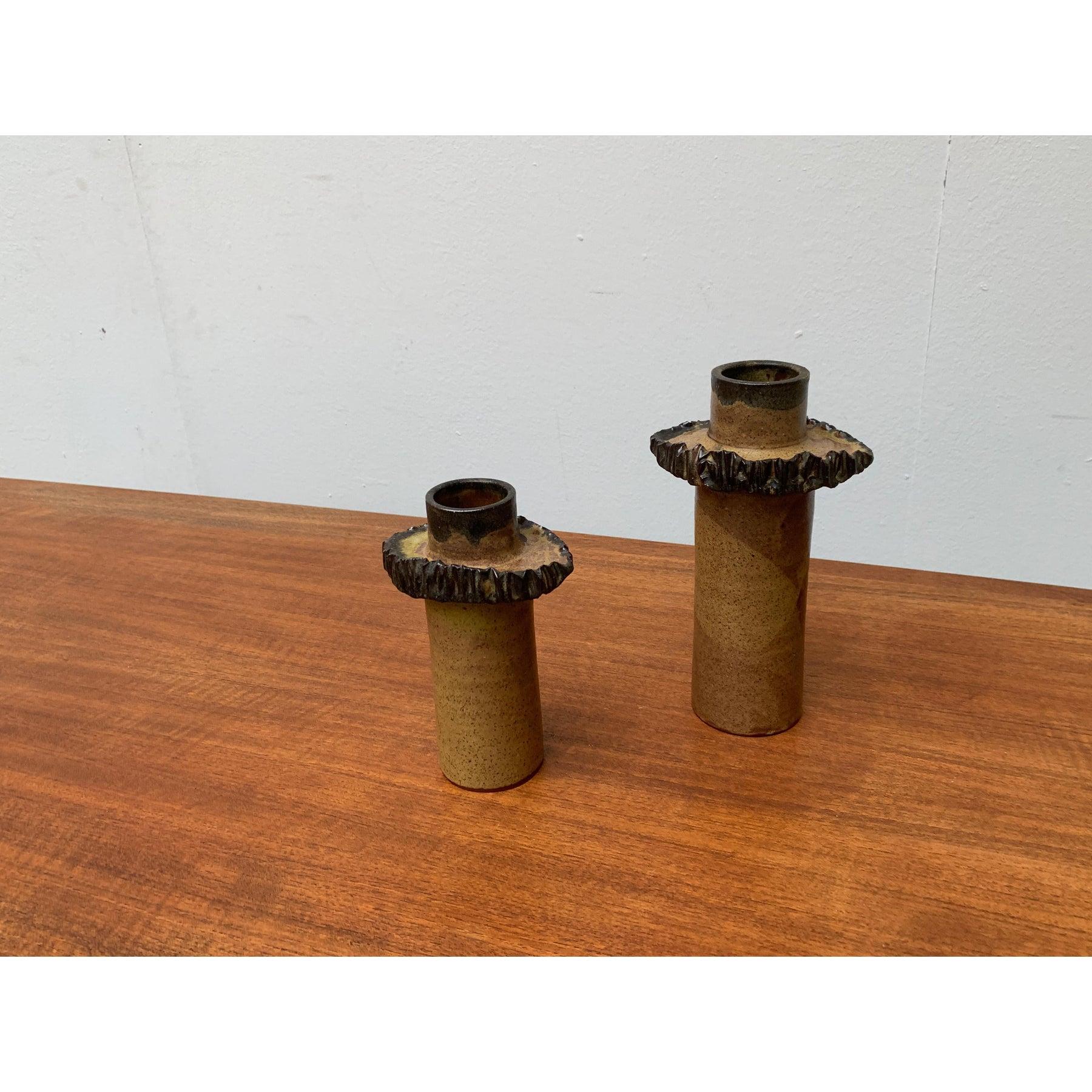 Tedesco Set di 2 vasi in ceramica tedesca di metà secolo di Luise Duncker in vendita