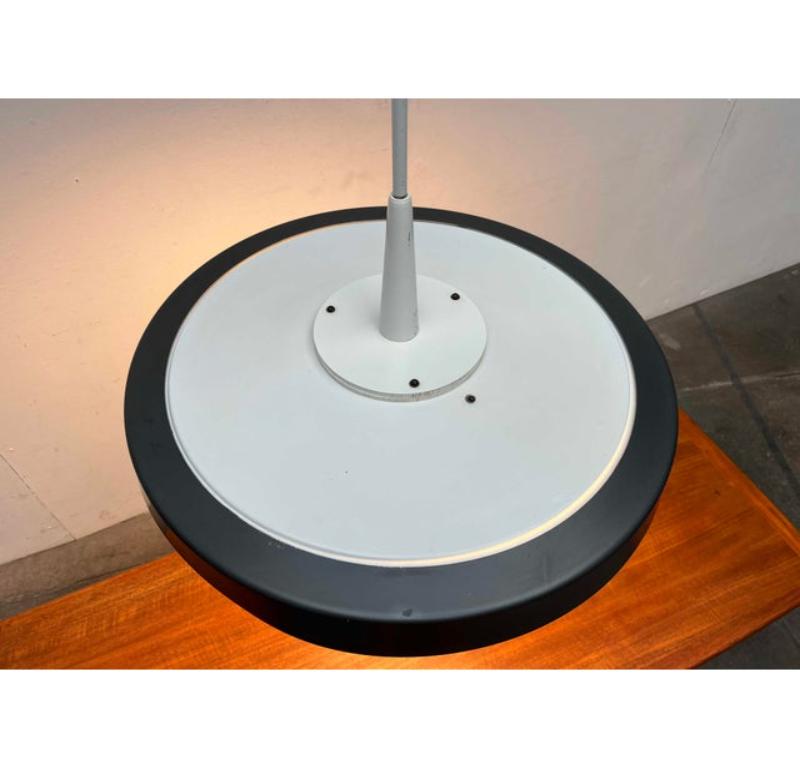 Vetro Set di 2 lampade minimaliste tedesche di metà secolo Model A 205 Ufo, anni '60 in vendita